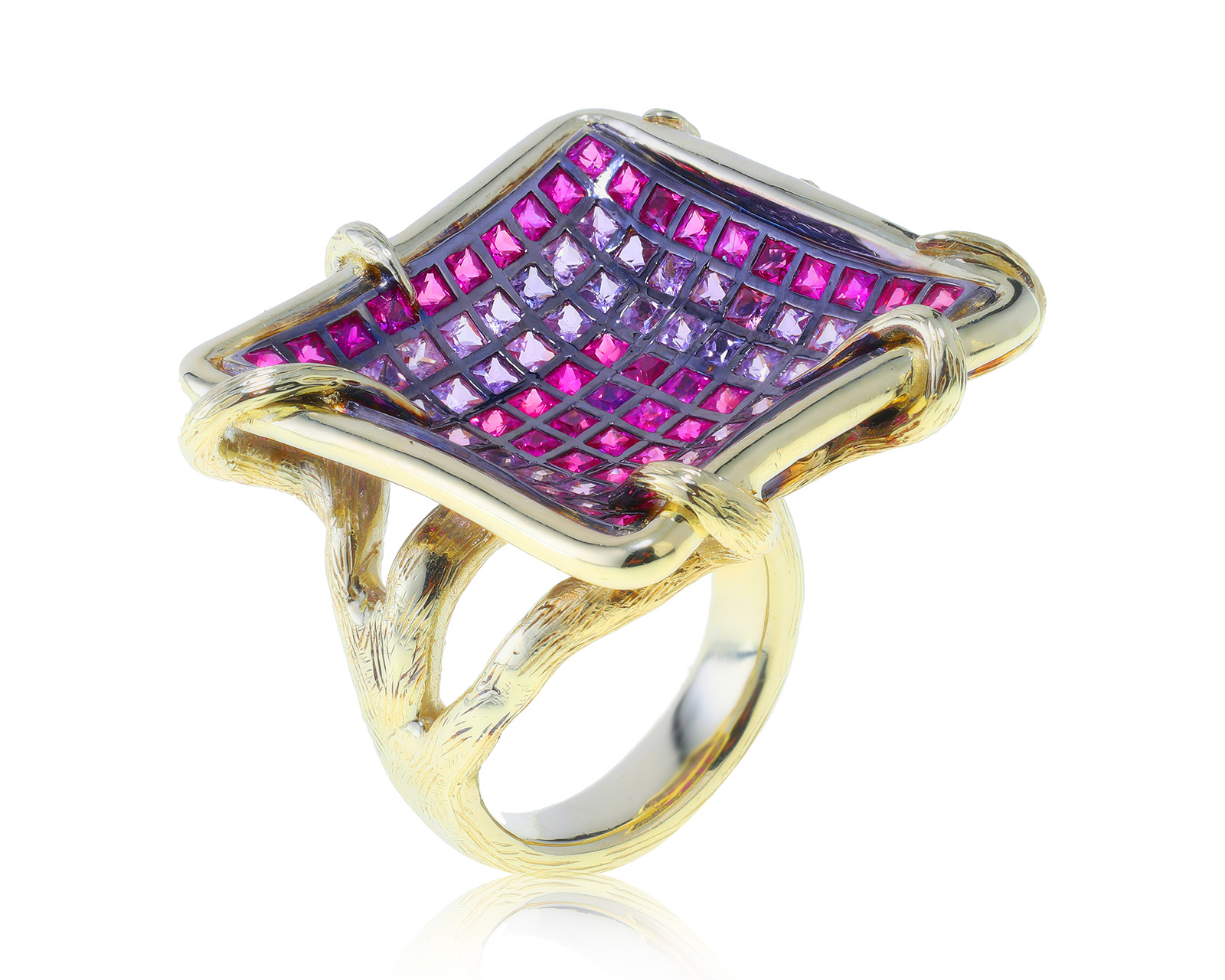 Оригинальное золотое кольцо с рубинами 3.12ct German Kabirski 050423/3 Оригинальное золотое кольцо с рубинами 3.12ct German Kabirski 050423/3