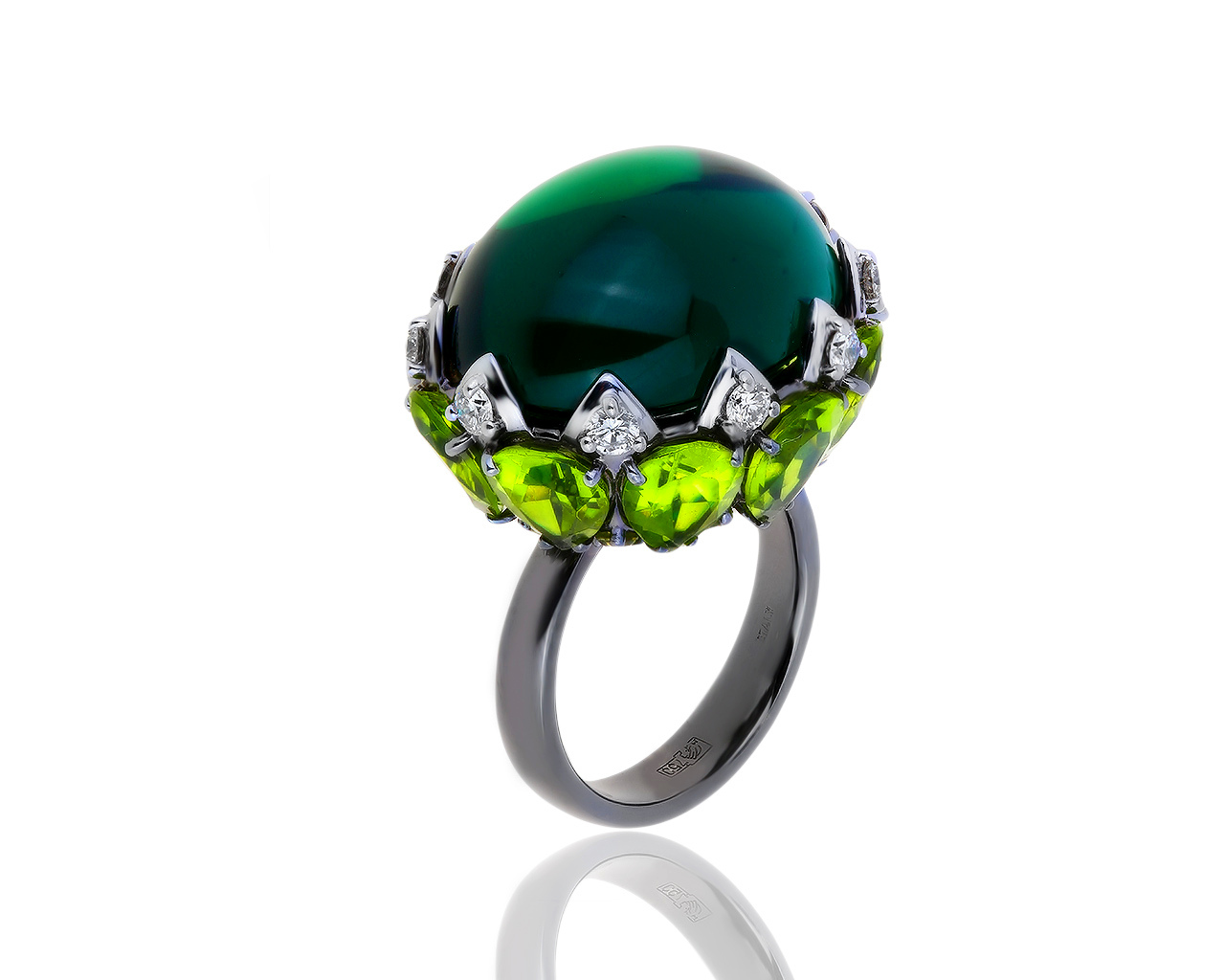 Оригинальное золотое кольцо с хризолитами 9.50ct и бриллиантами 0.50ct Oro Trend 070819/16