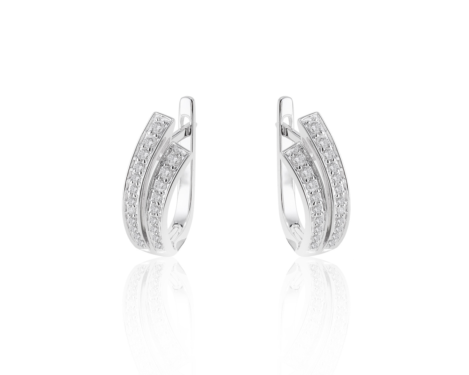 Изящные золотые серьги с бриллиантами 0.27ct