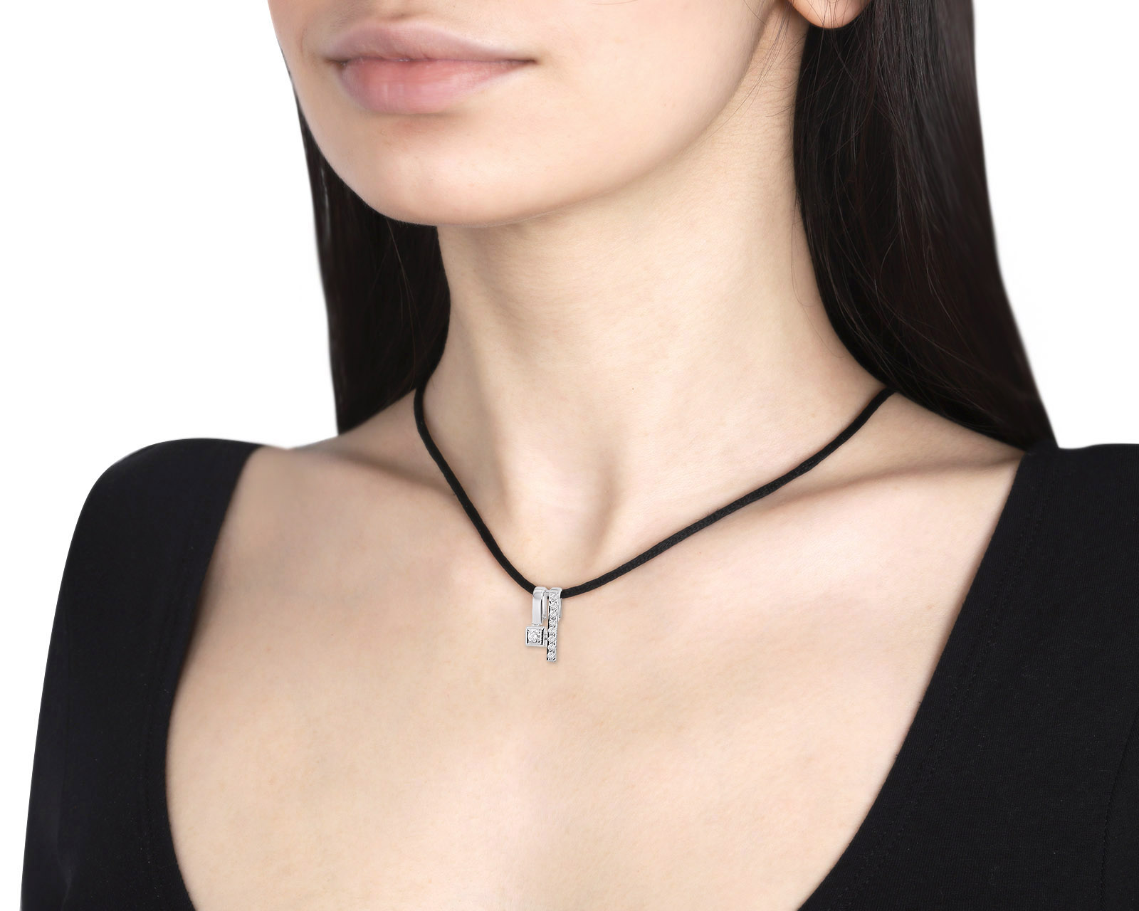 Золотой кулон с бриллиантами 0.23ct