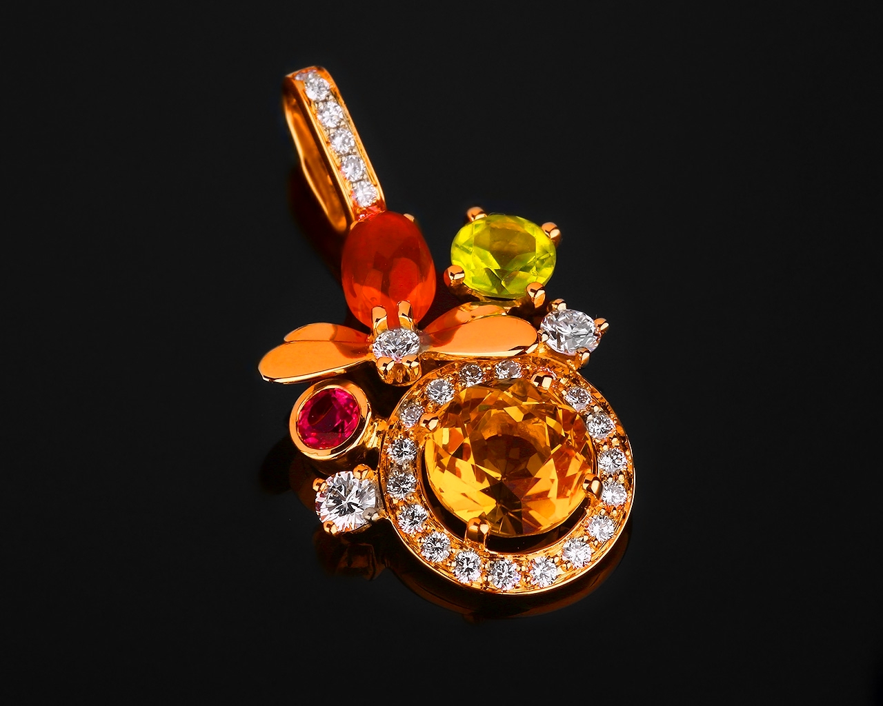 Фантастический золотой кулон Chaumet Attrape-moi