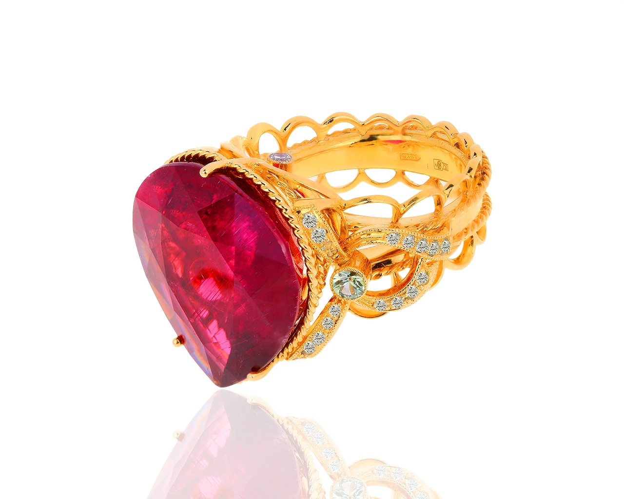 Волшебное золотое кольцо с бриллиантами и рубином 28.36ct