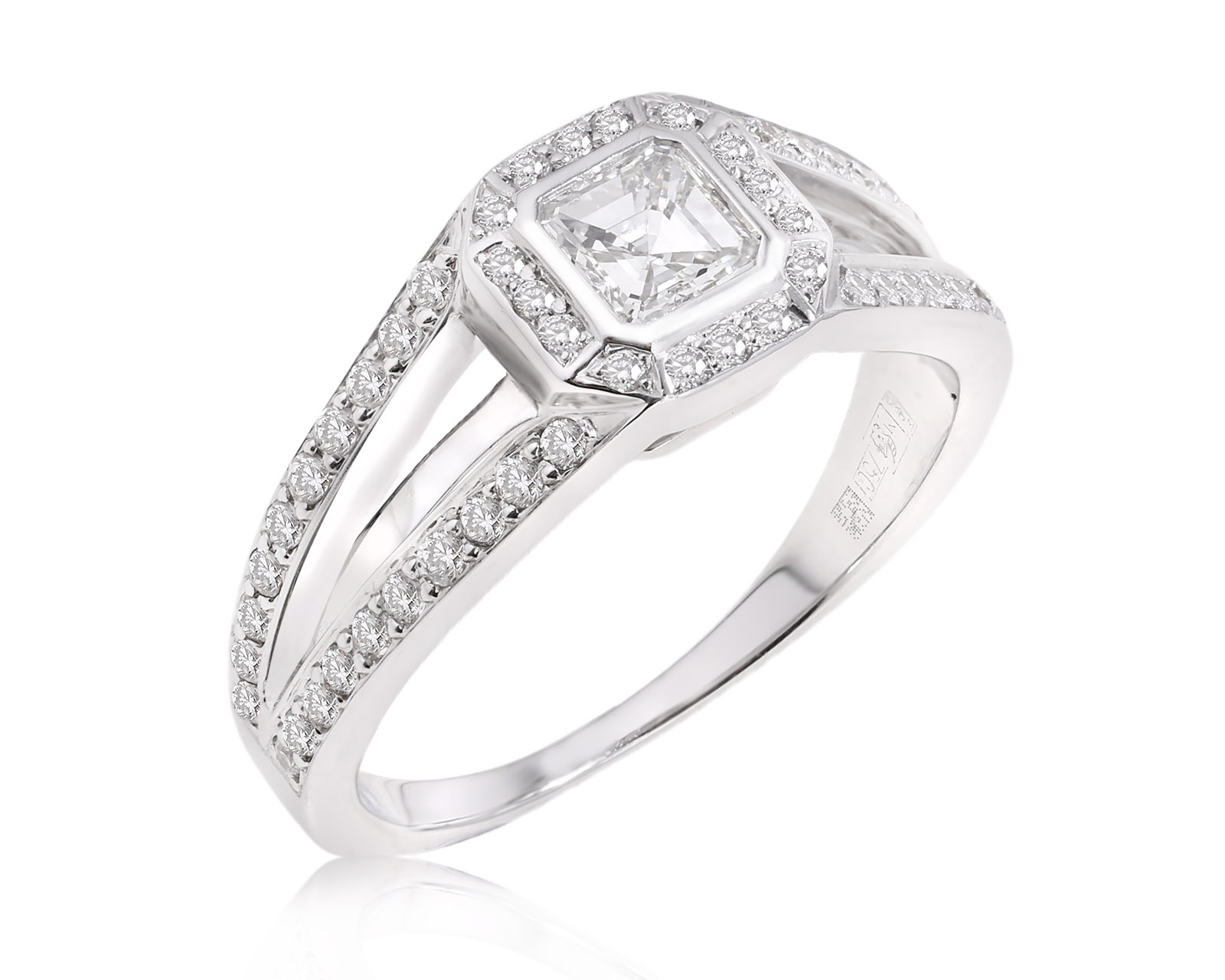 Золотое кольцо с бриллиантами 0.65ct 250925/2