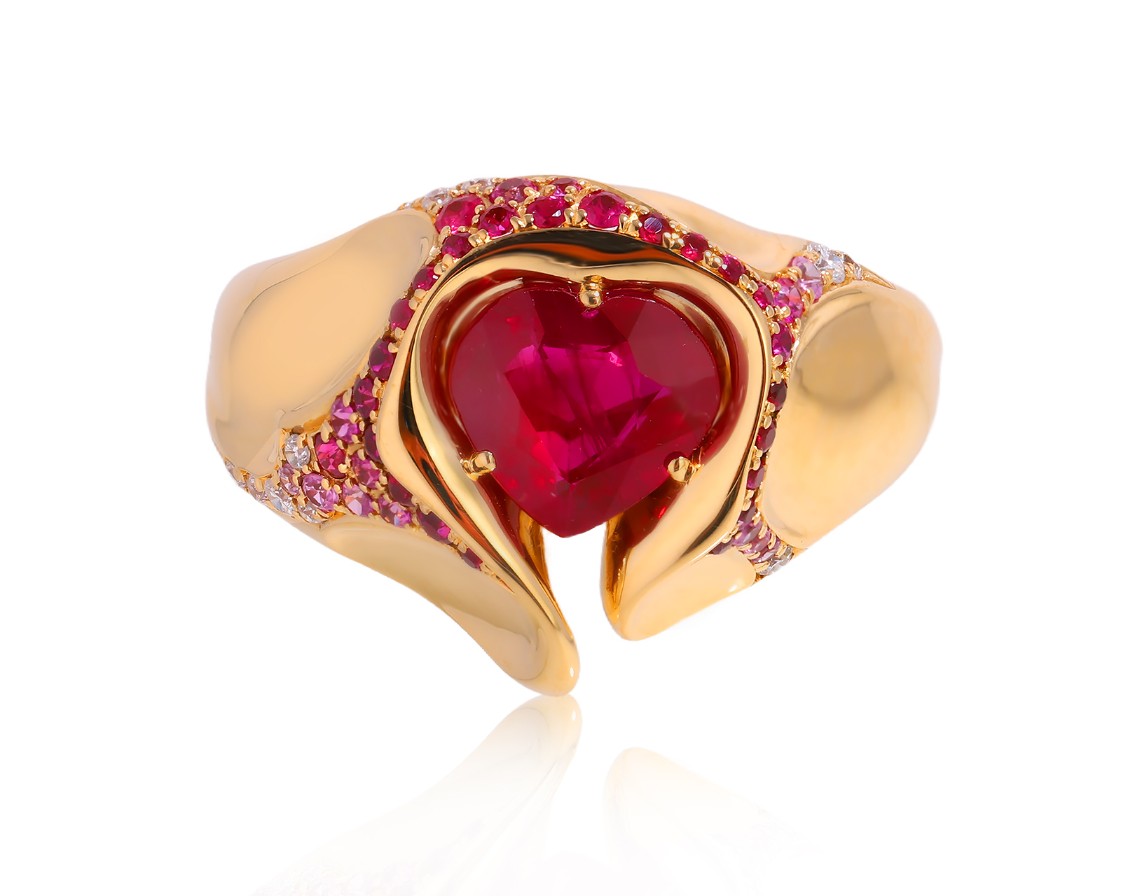 Оригинальное золотое кольцо с рубинами 2.48ct Heart Beat Mousson 150225/3 Оригинальное золотое кольцо с рубинами 2.48ct Heart Beat Mousson 150225/3