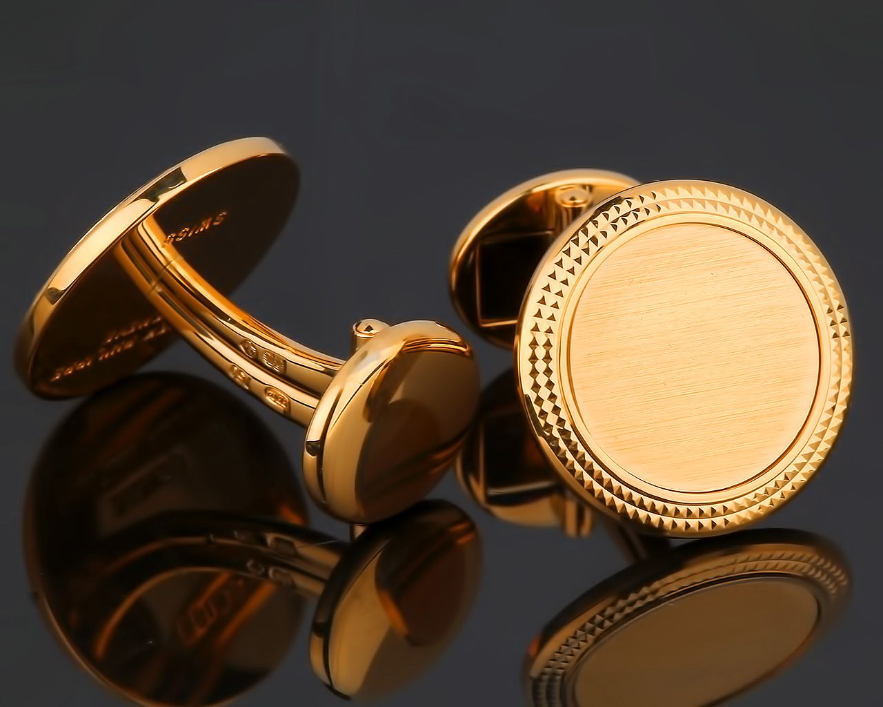 Оригинальные золотые запонки Patek Philippe Calatrava 290416/13 Оригинальные золотые запонки Patek Philippe Calatrava 290416/13