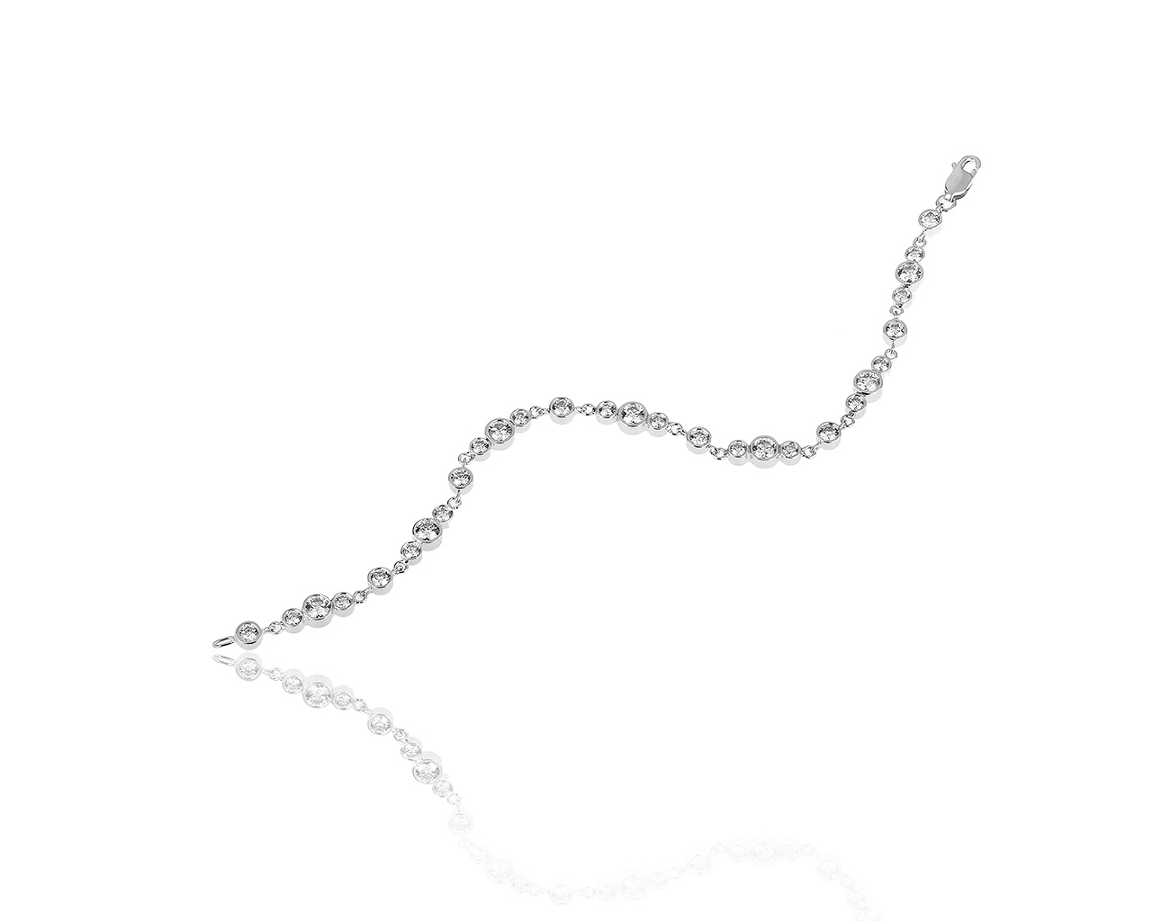 Притягательный золотой браслет с бриллиантами 3.65ct