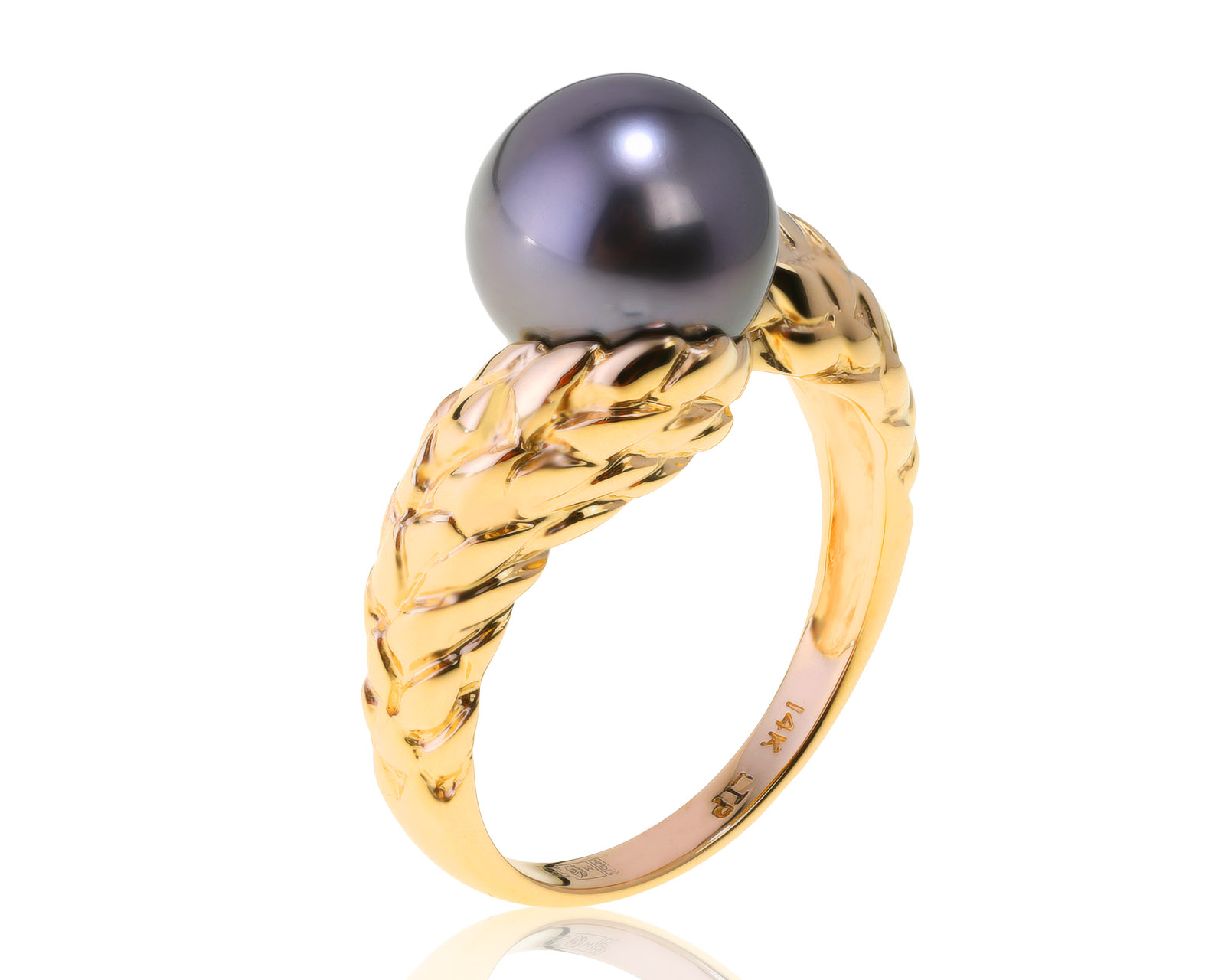 Романтичное золотое кольцо с жемчугом 9.40 мм