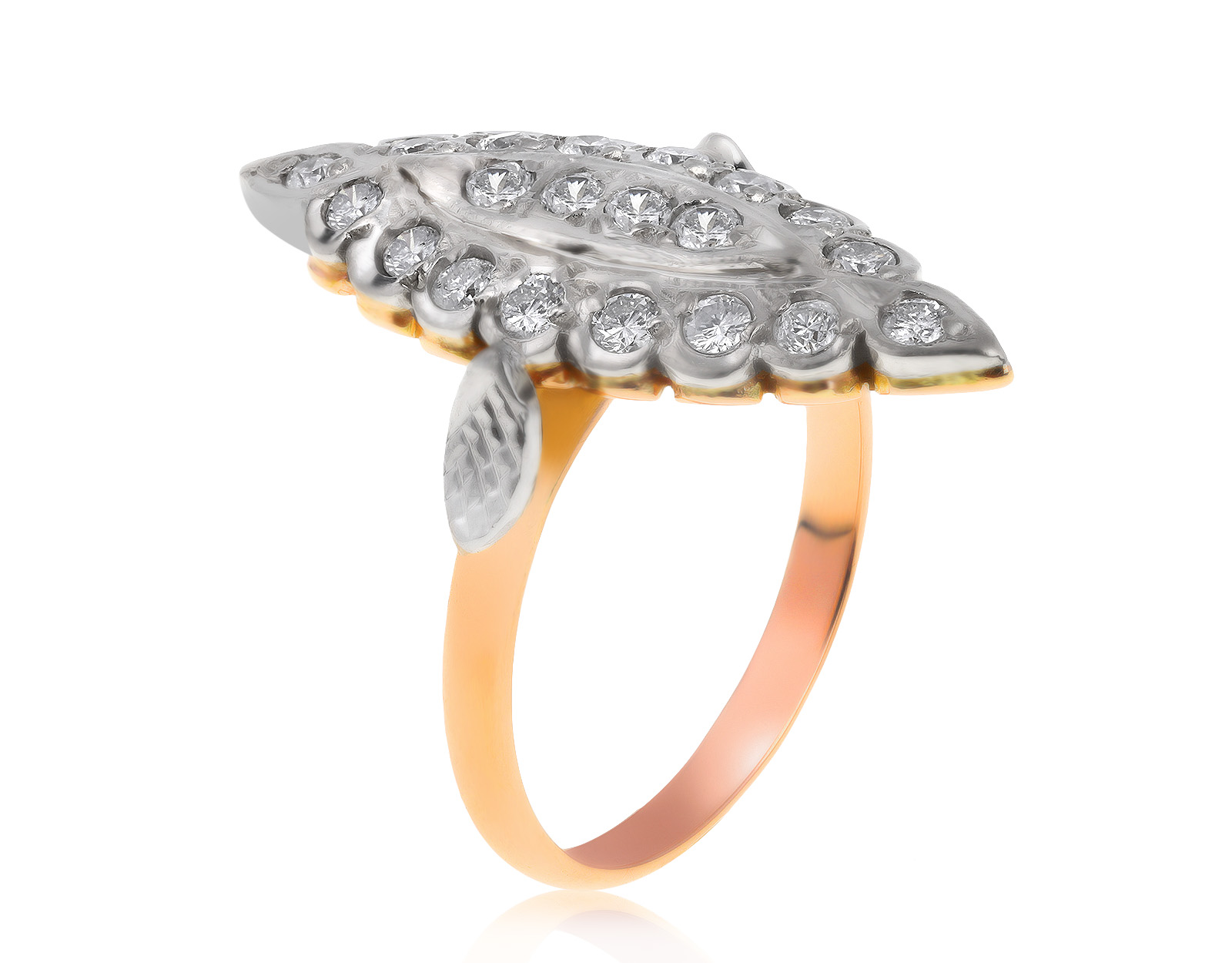 Женственное золотое кольцо с бриллиантами 0.57ct