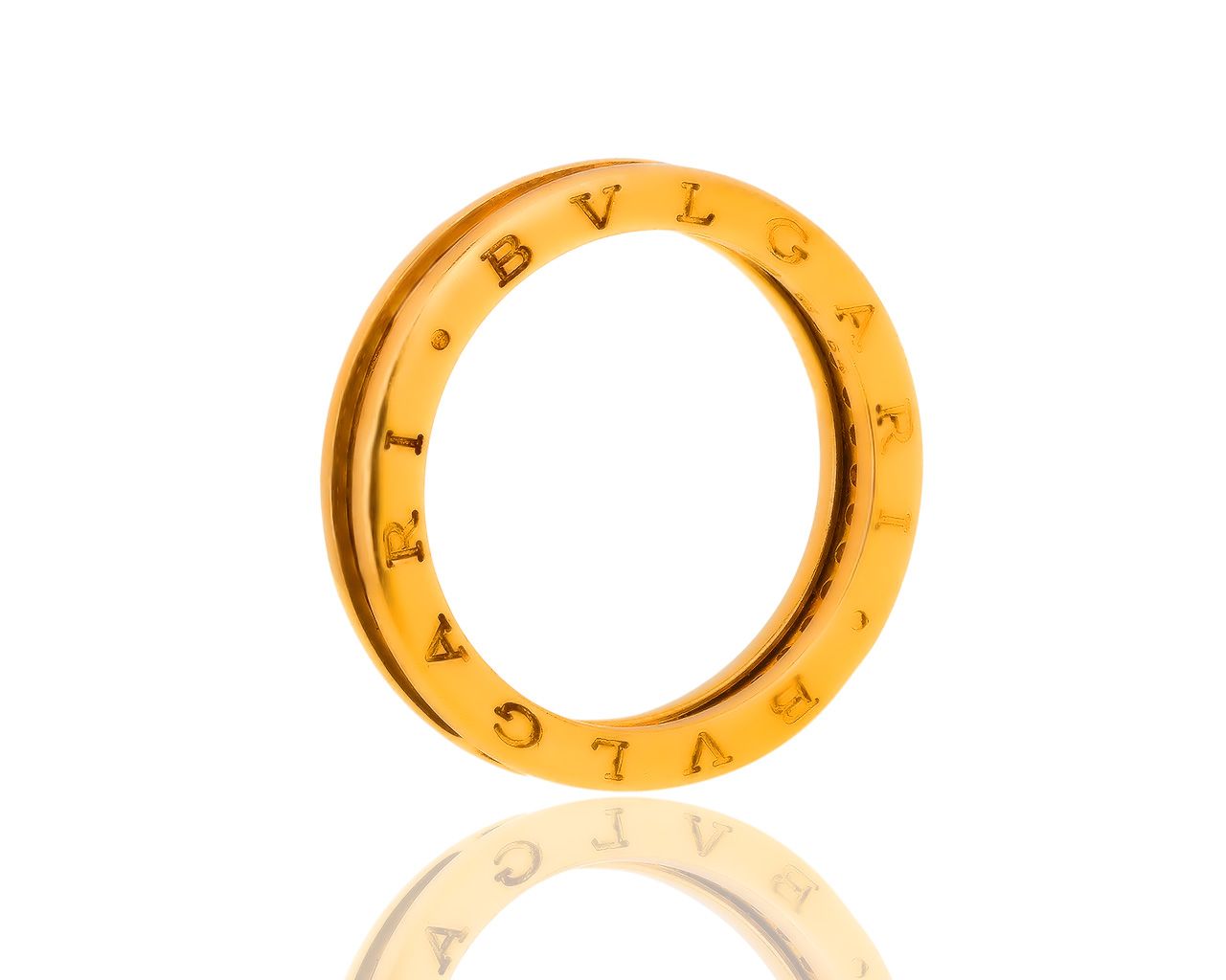 Оригинальное золотое кольцо с бриллиантами 0.62ct Bvlgari B.Zero 1