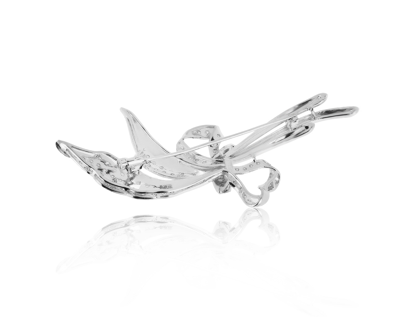 Прелестная золотая брошь с бриллиантами 2.22ct