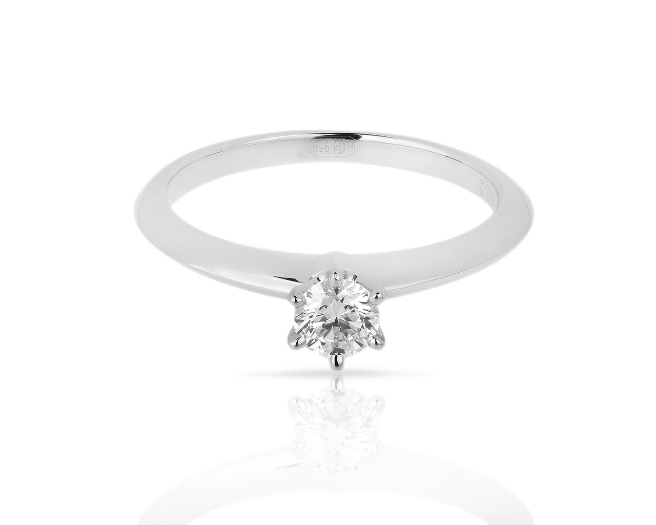 Платиновое кольцо с бриллиантом 0.27ct Tiffany&Co