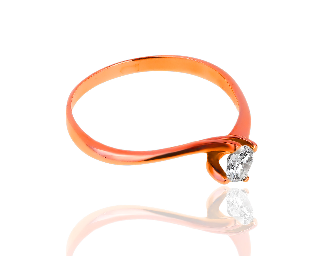Помолвочное золотое кольцо с бриллиантом 0.33ct