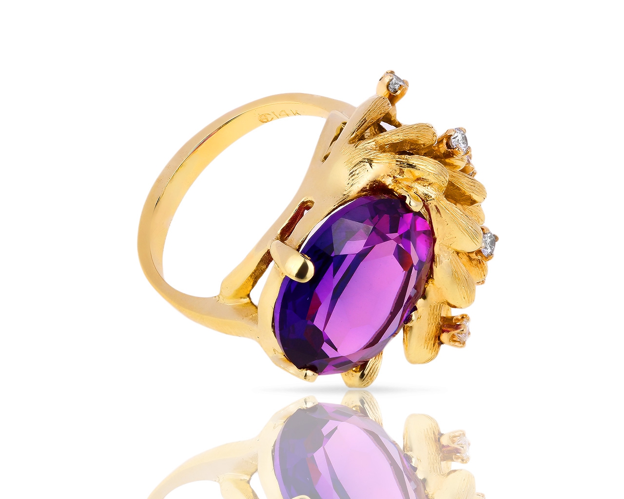 Интересное золотое кольцо с бриллиантами 0.15ct 241017/3