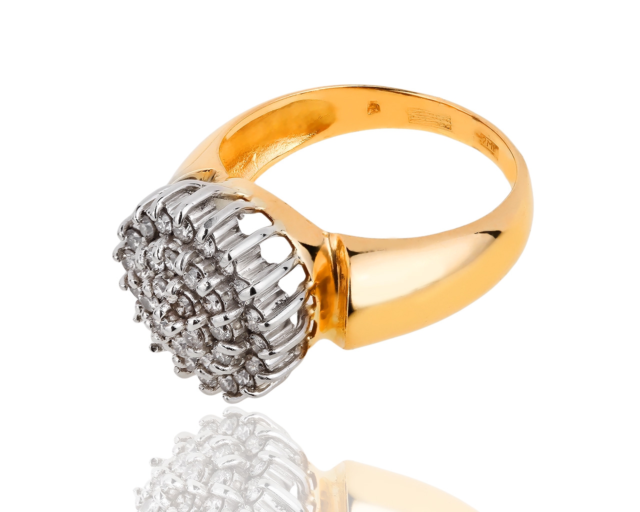 Красивое золотое кольцо с бриллиантами 0.60ct
