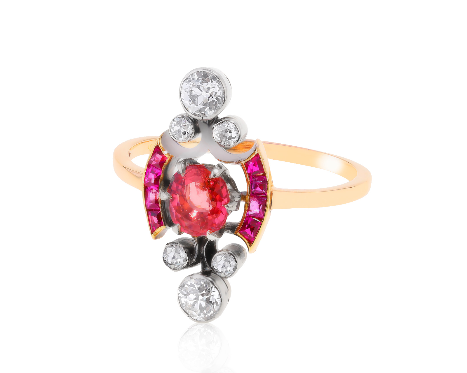 Модное золотое кольцо с турмалином 0.61ct 041021/6 Модное золотое кольцо с турмалином 0.61ct 041021/6