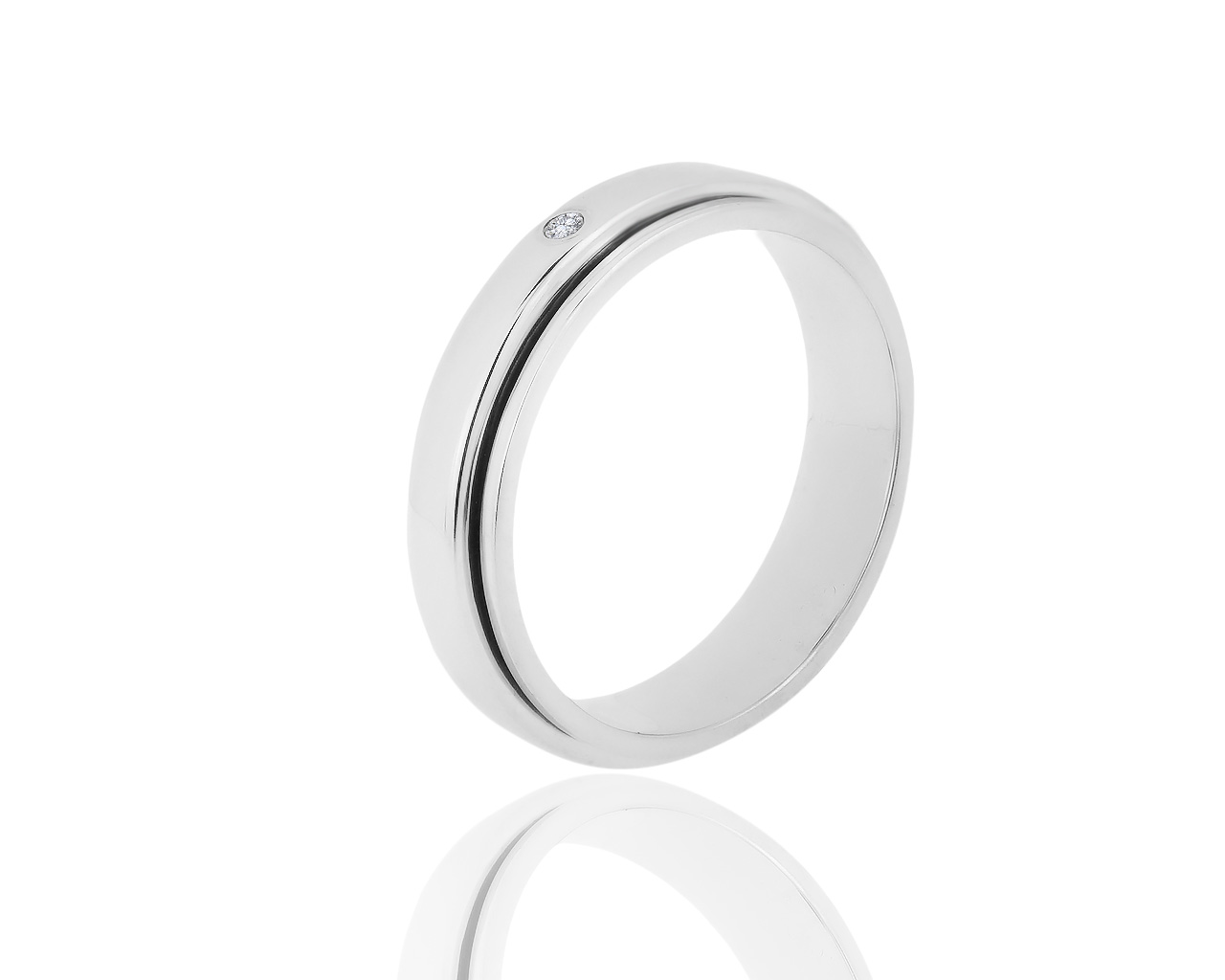 Оригинальное золотое кольцо с бриллиантом 0.02ct Piaget