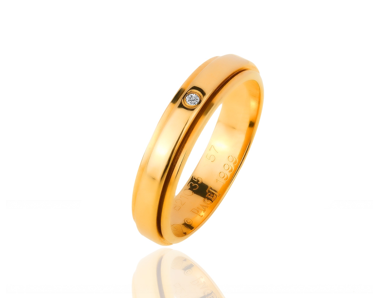 Оригинальное золотое кольцо с бриллиантом Piaget