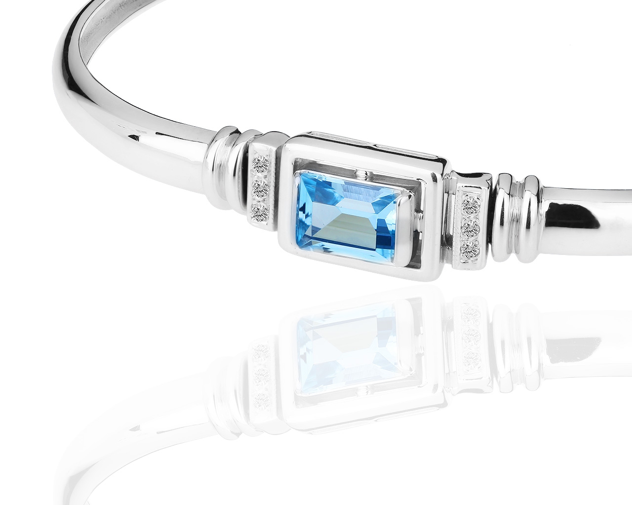 Золотой браслет с топазом и бриллиантами 0.05ct 111218/2