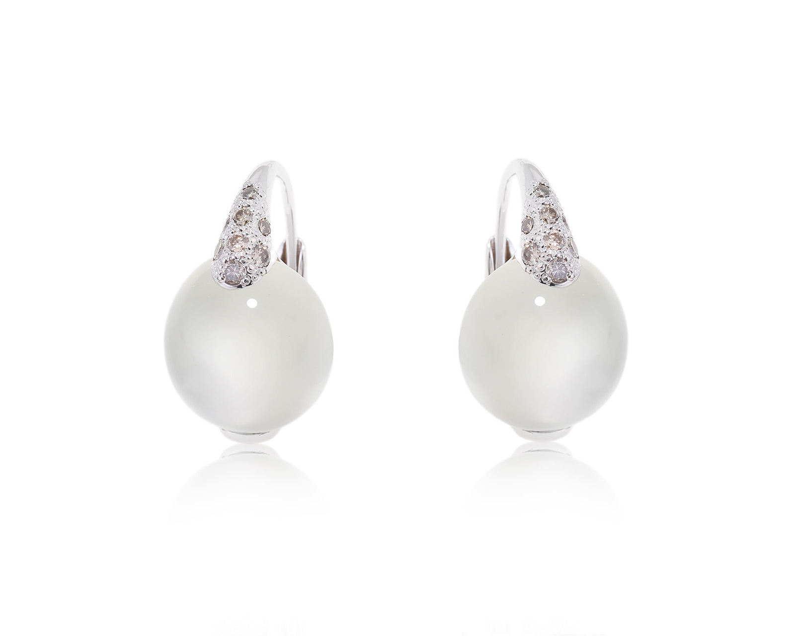 Оригинальные золотые серьги Pomellato Luna