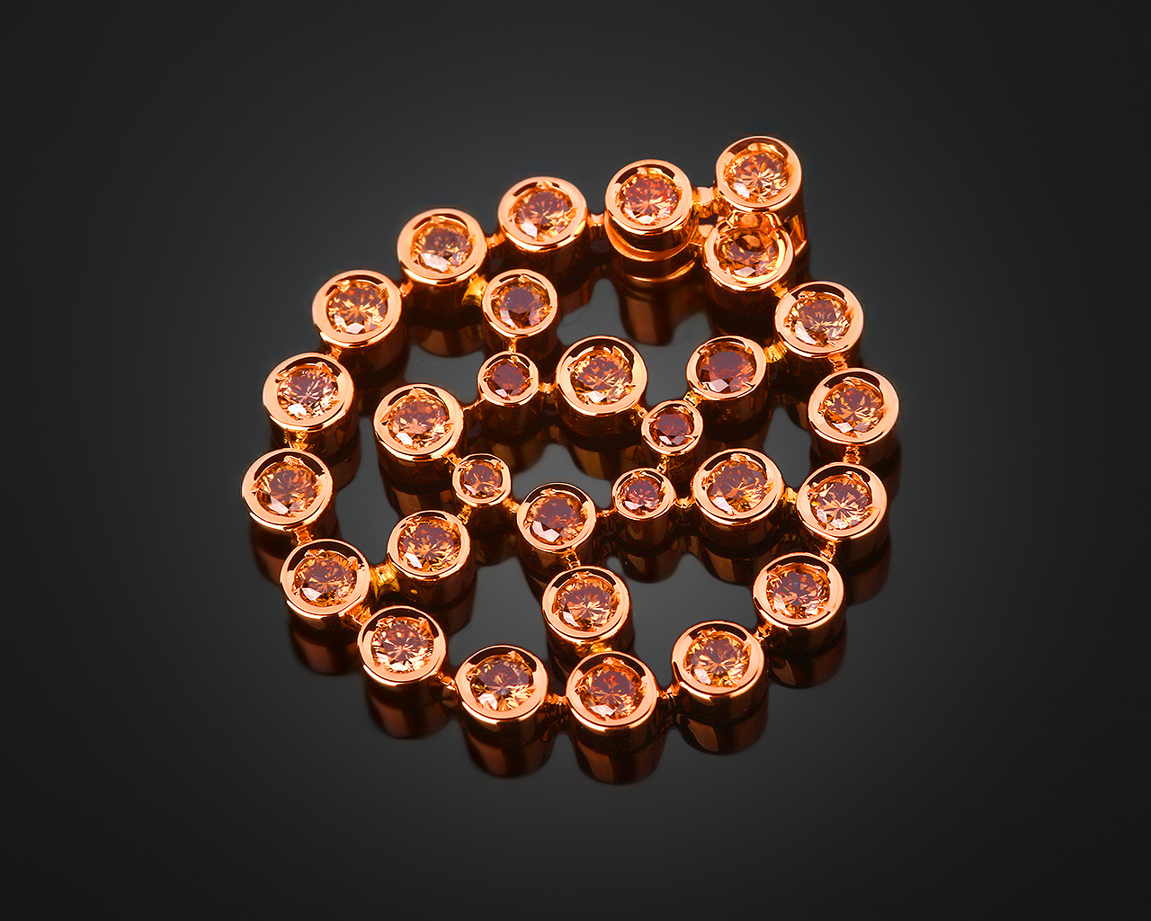 Интересная золотая подвеска с бриллиантами 1.81ct