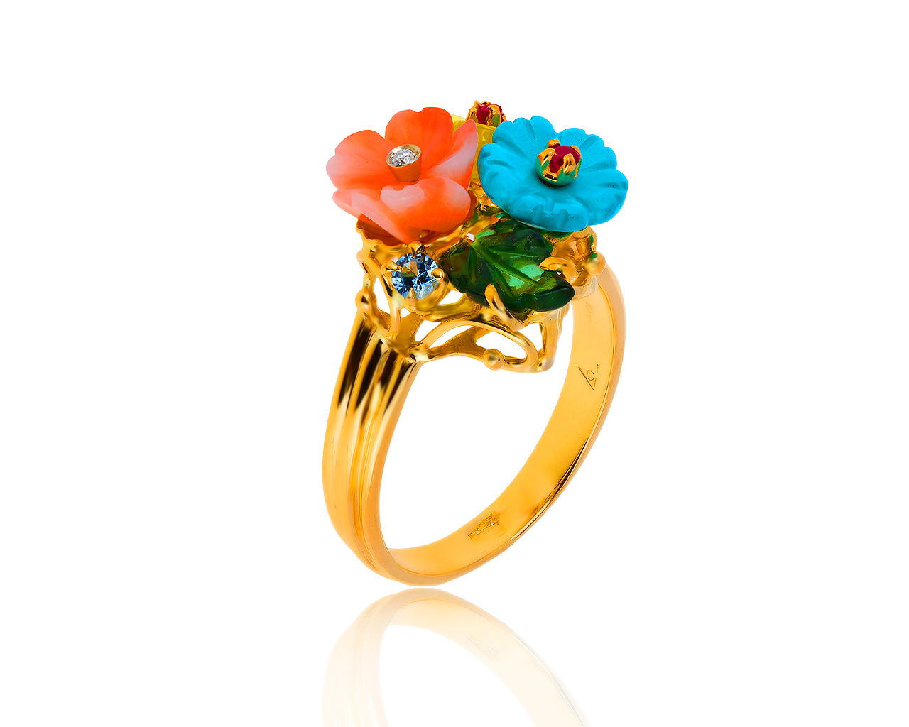Итальянское золотое кольцо с цветными камнями и рубинами 0.01ct 170819/16 Итальянское золотое кольцо с цветными камнями и рубинами 0.01ct 170819/16