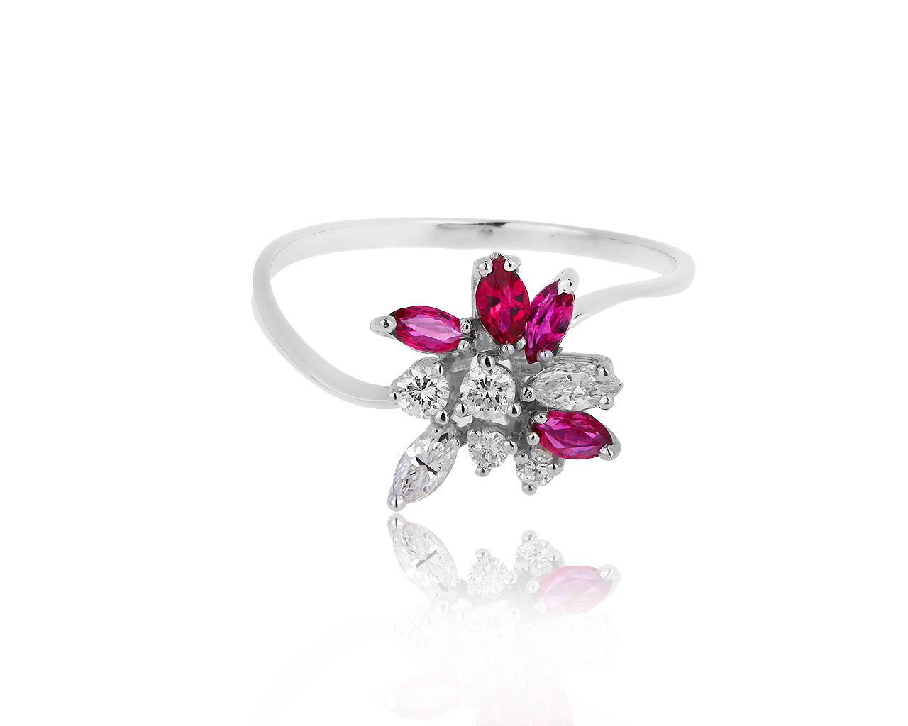 Изящное золотое кольцо с рубинами 0.30ct 100120/10 Изящное золотое кольцо с рубинами 0.30ct 100120/10