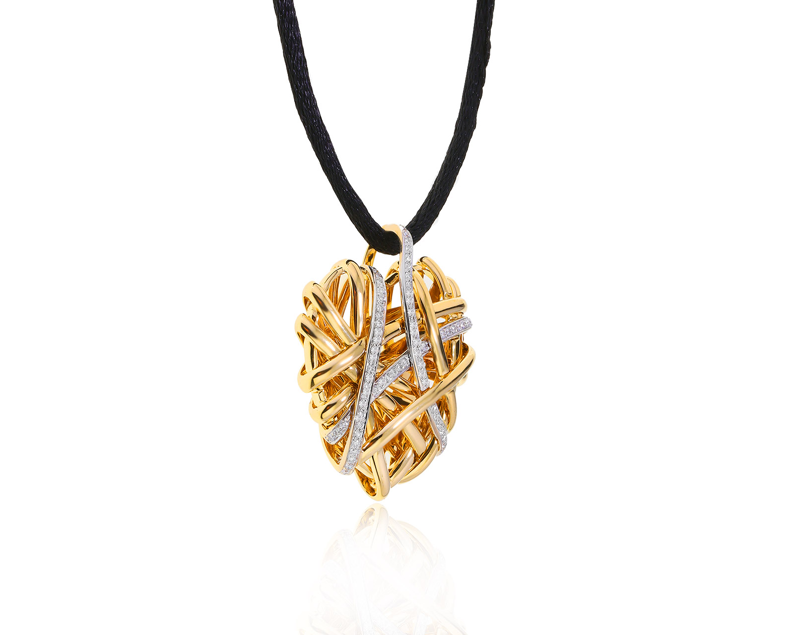 Богатый золотой кулон с бриллиантами 0.39ct