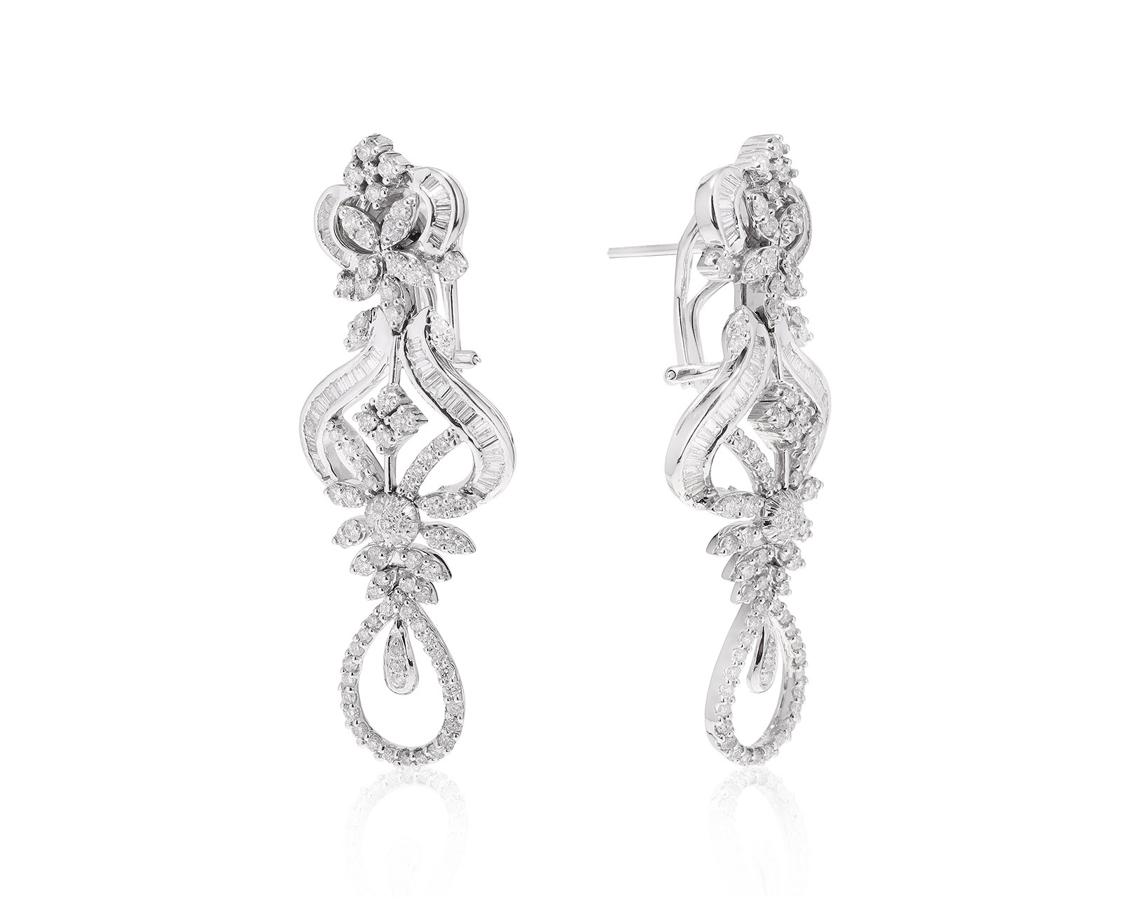 Великолепные золотые серьги с бриллиантами 3.43ct