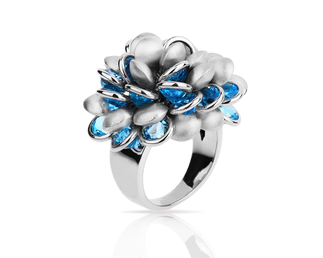 Необычное золотое кольцо с топазами 110318/2