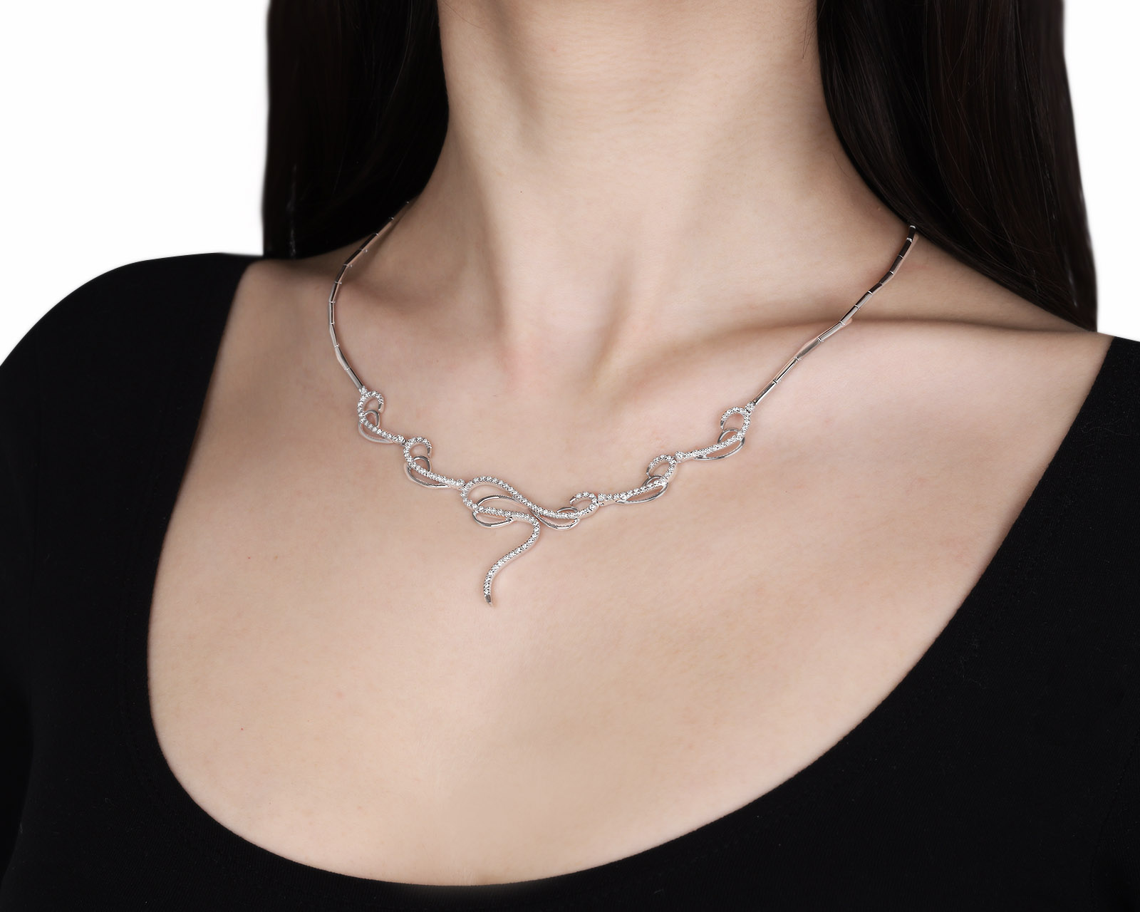 Притягательное золотое колье с бриллиантами 0.73ct