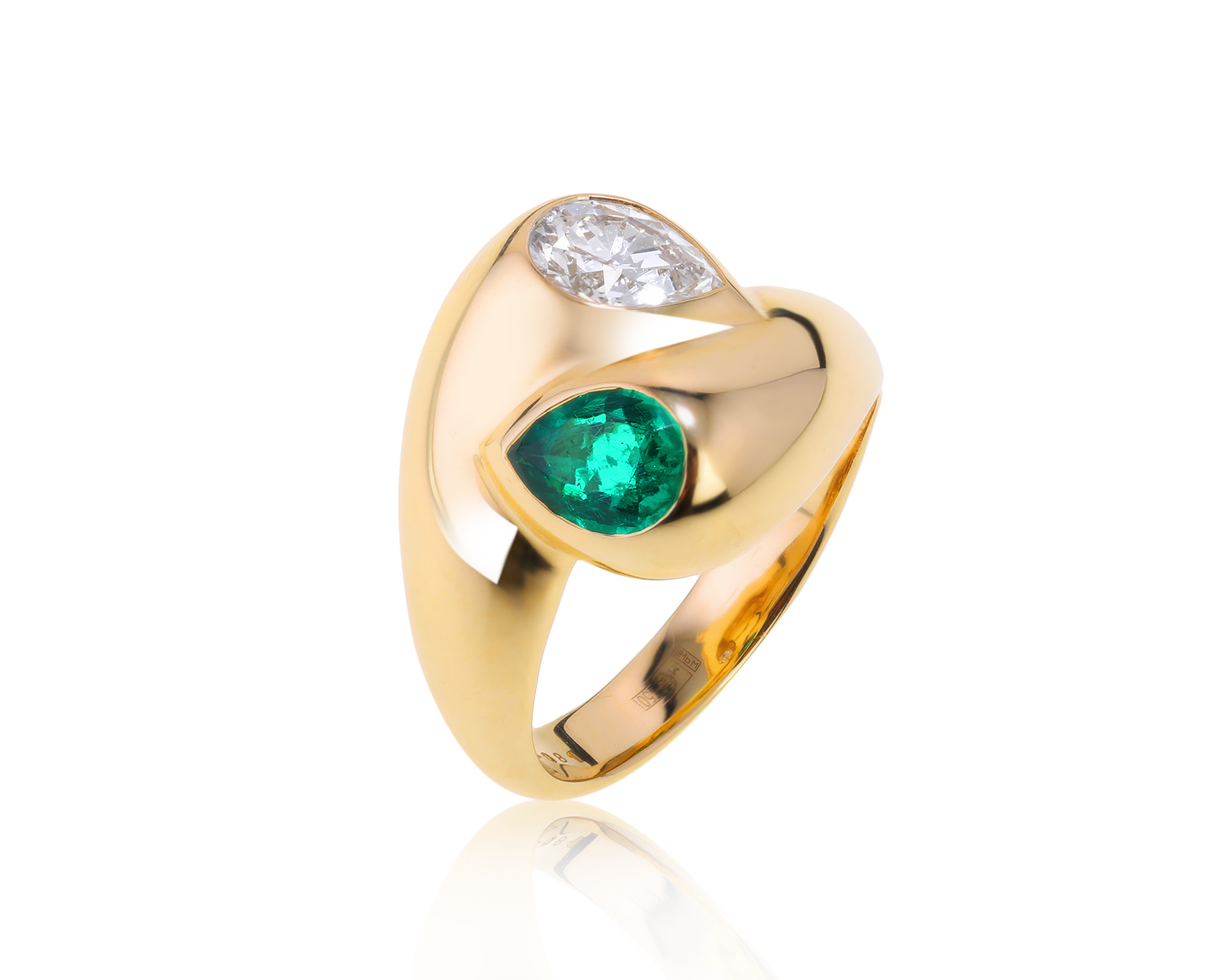 Притягательное золотое кольцо с бриллиантом 0.81ct