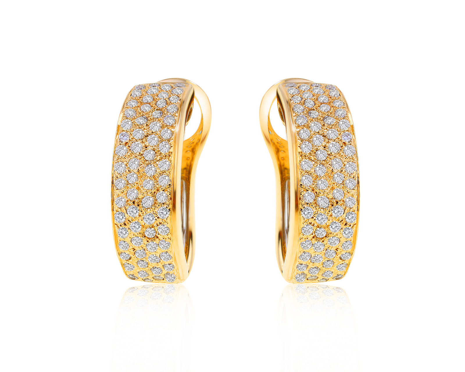 Прекрасные золотые серьги с бриллиантами 0.80ct