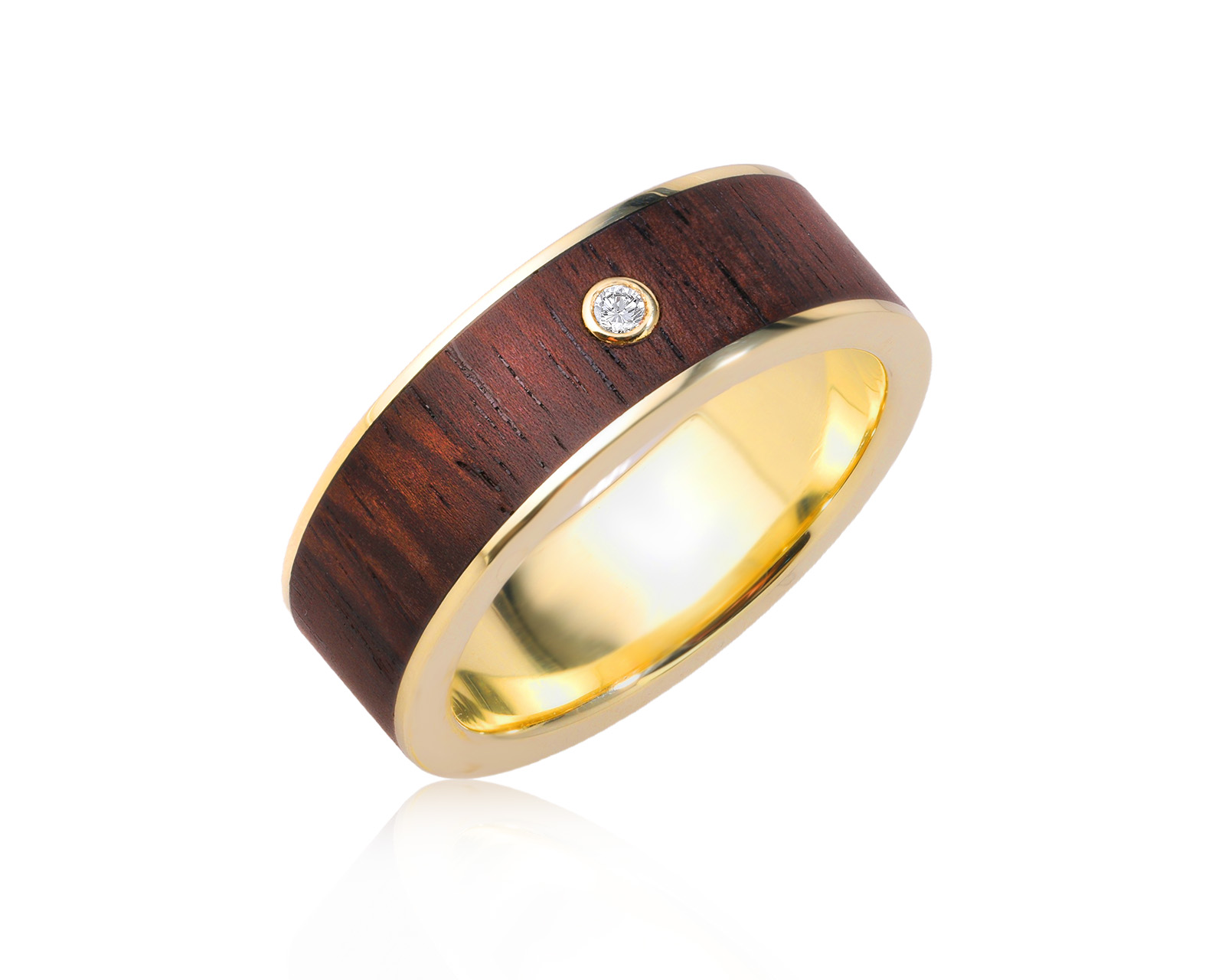 Оригинальное золотое кольцо с бриллиантом 0.05ct German Kabirski 201125/4