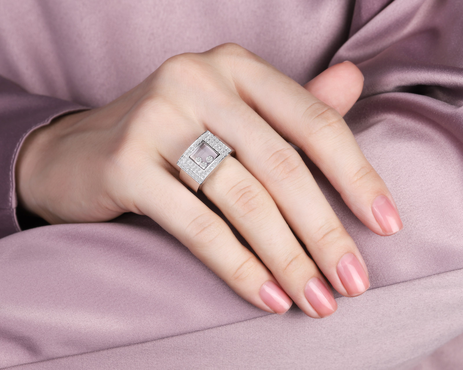 Оригинальное золотое кольцо Chopard Happy Diamonds