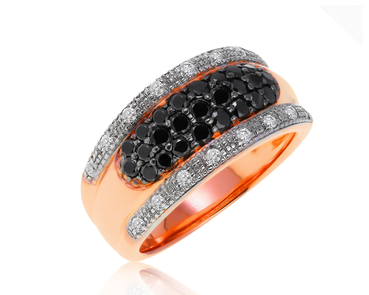 Потрясающее золотое кольцо с бриллиантами 0.71ct