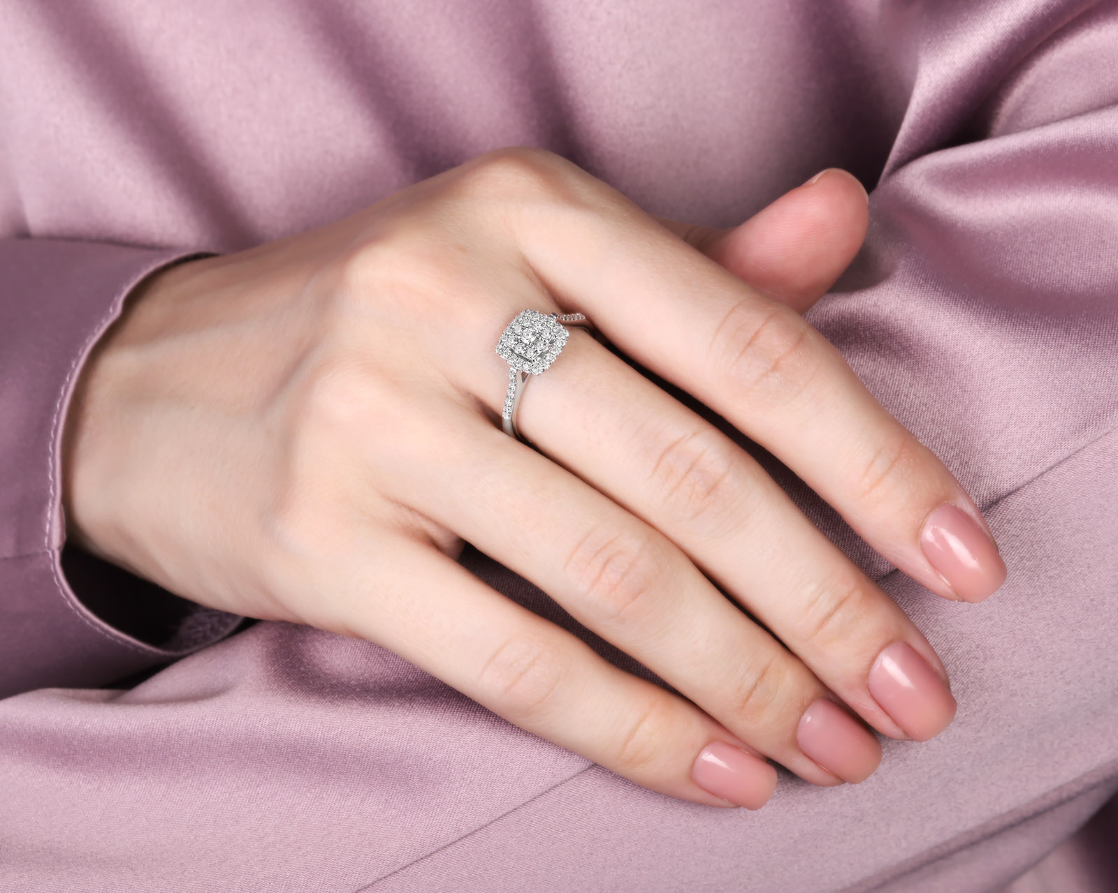 Золотое кольцо с бриллиантами 0.45ct