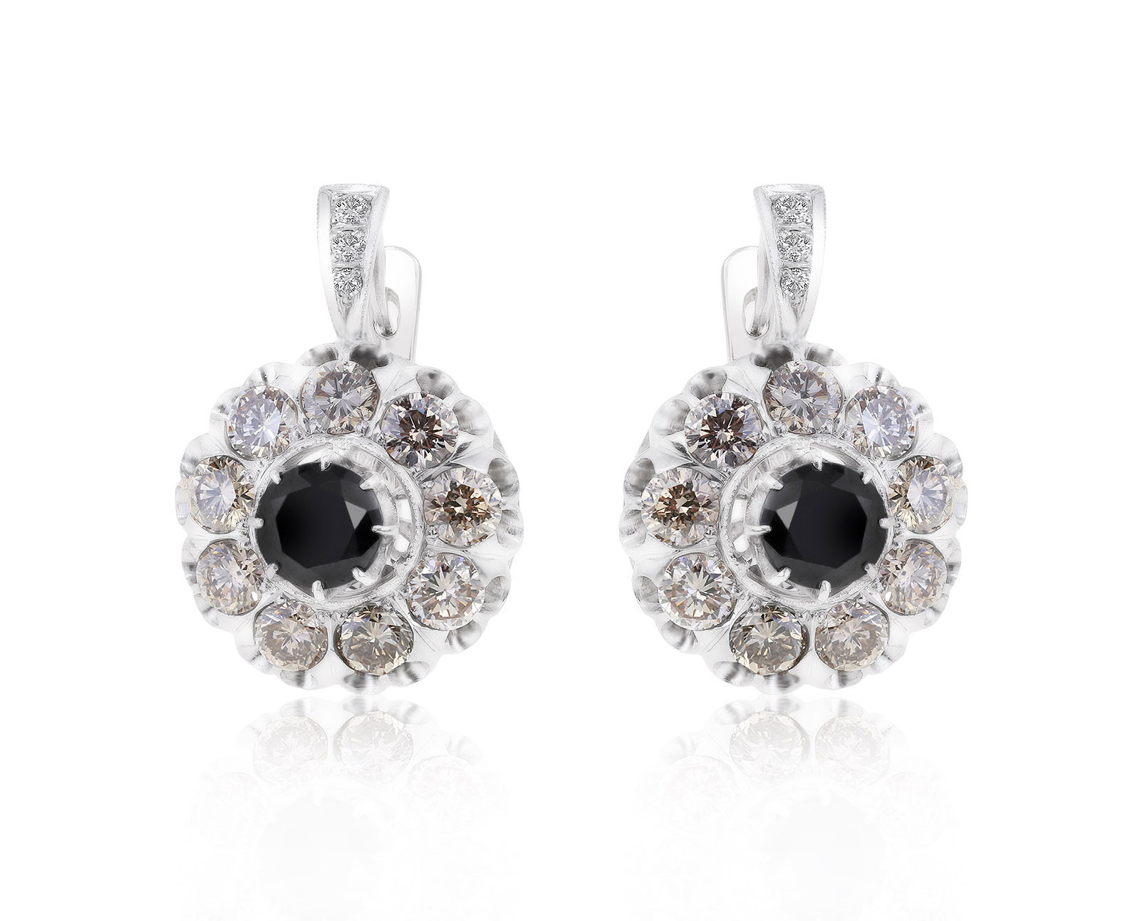 Прекрасные золотые серьги с бриллиантами 5.00ct
