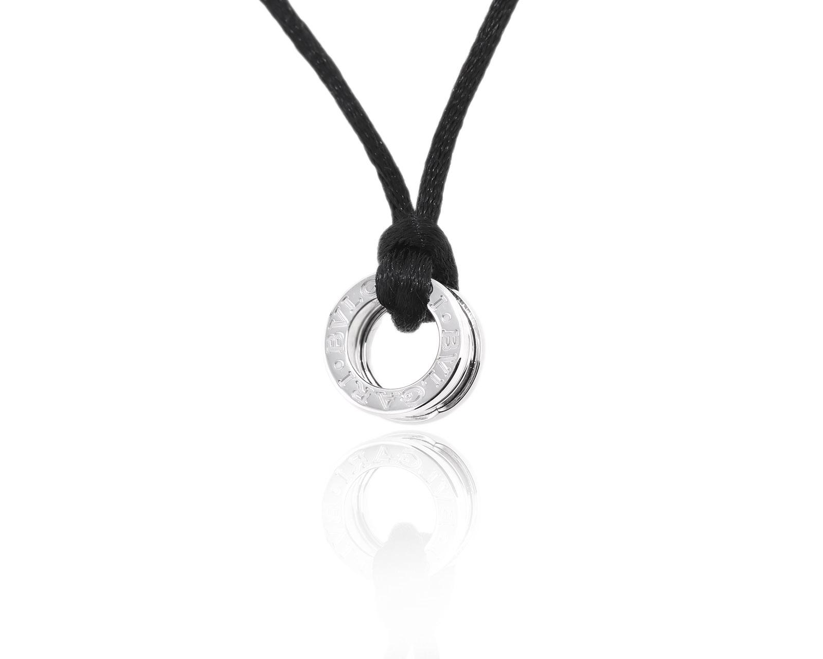 Оригинальный золотой кулон Bvlgari B.Zero1 051123/2 Оригинальный золотой кулон Bvlgari B.Zero1 051123/2