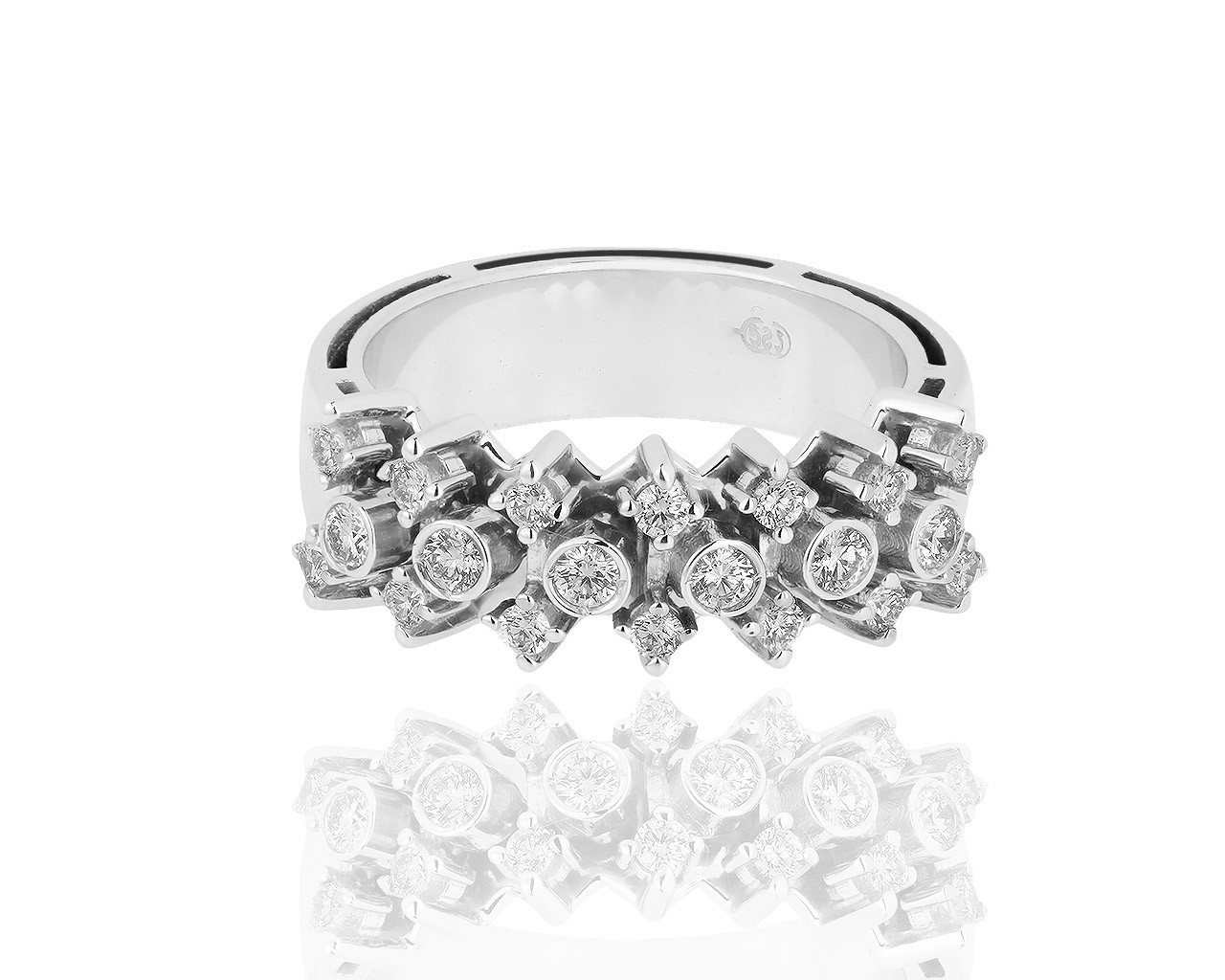 Интересное золотое кольцо с бриллиантом 0.45ct 080818/13