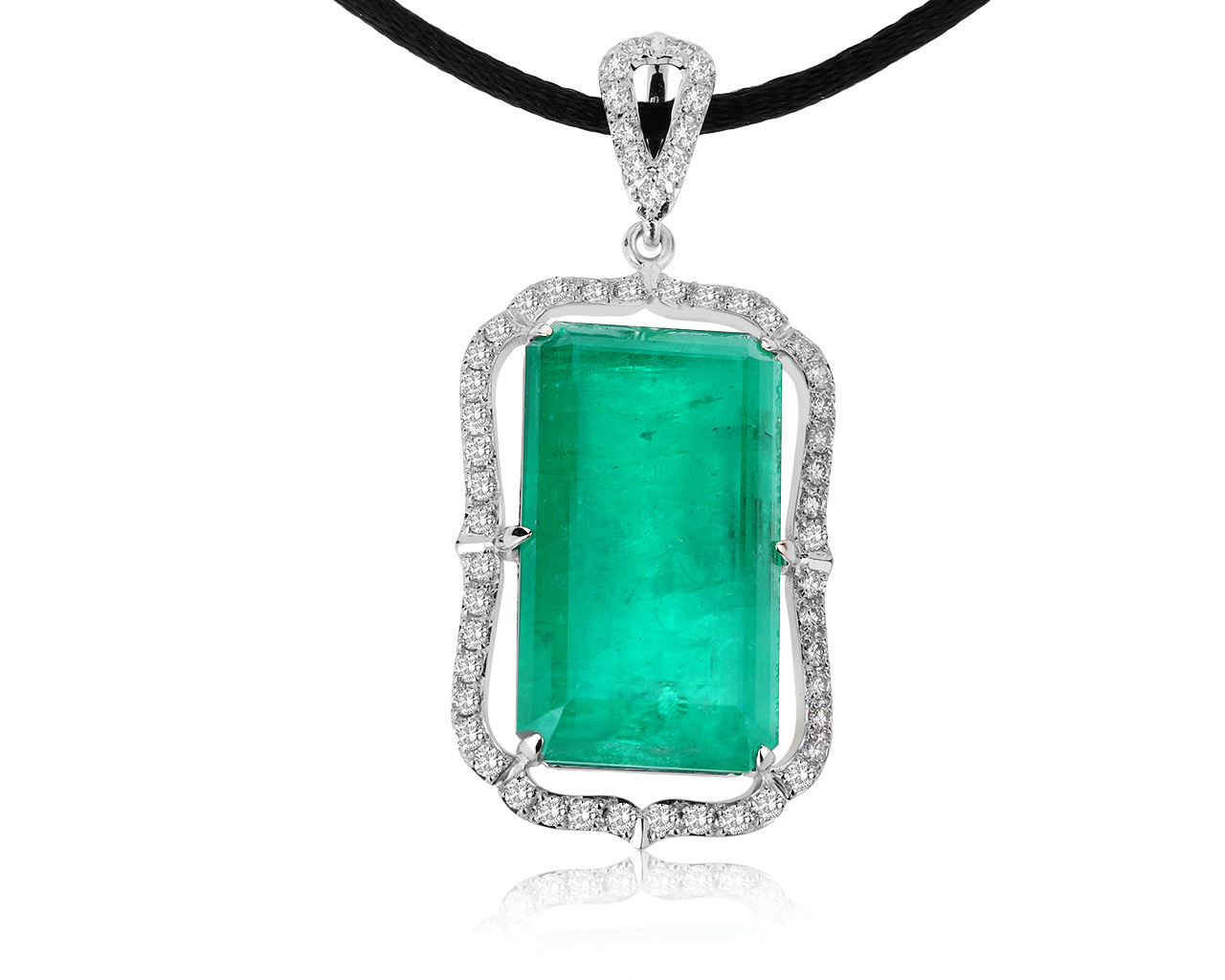 Шикарный золотой кулон с изумрудом 33.07ct