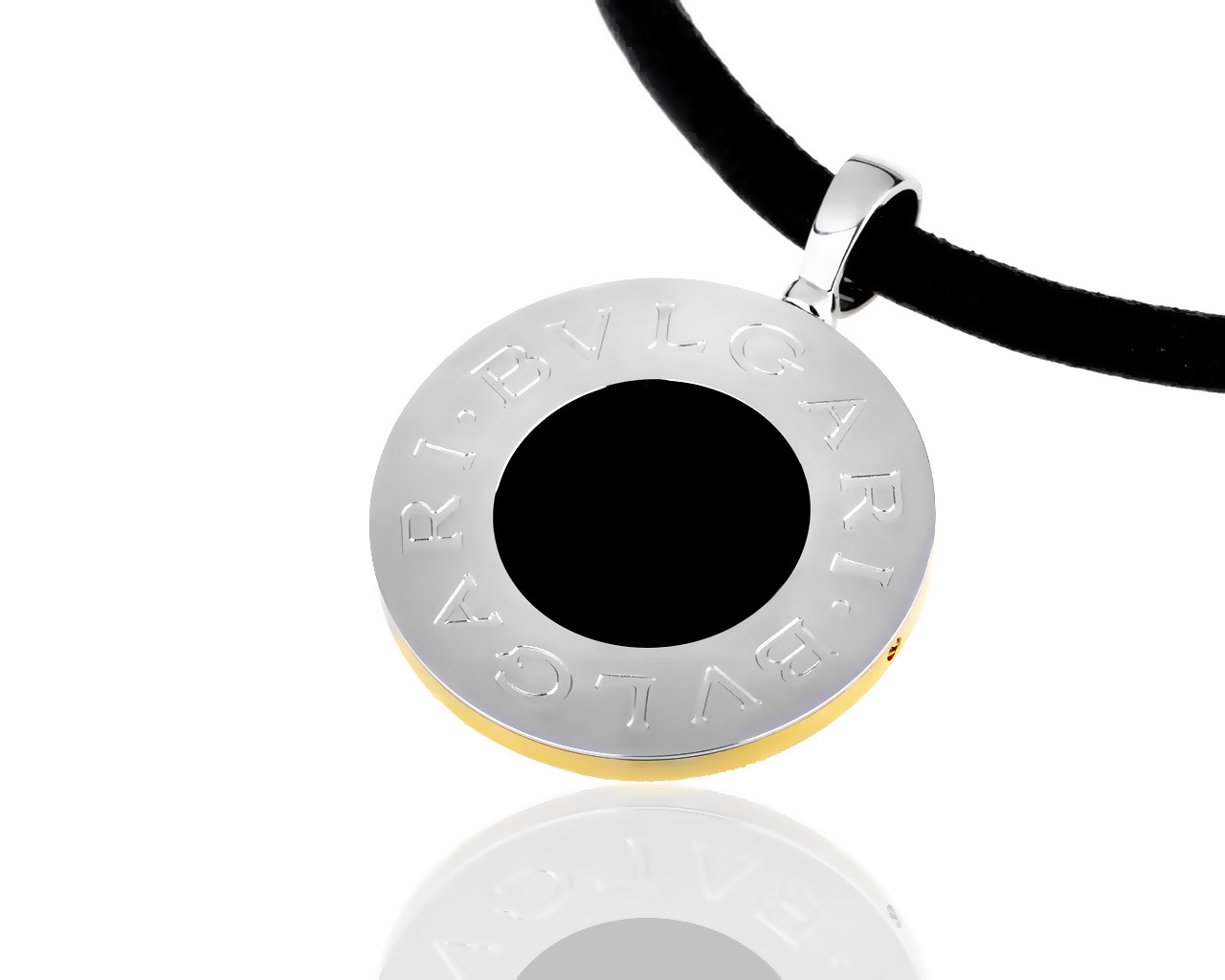 Золотая подвеска с ониксом и перламутром Bvlgari Tondo