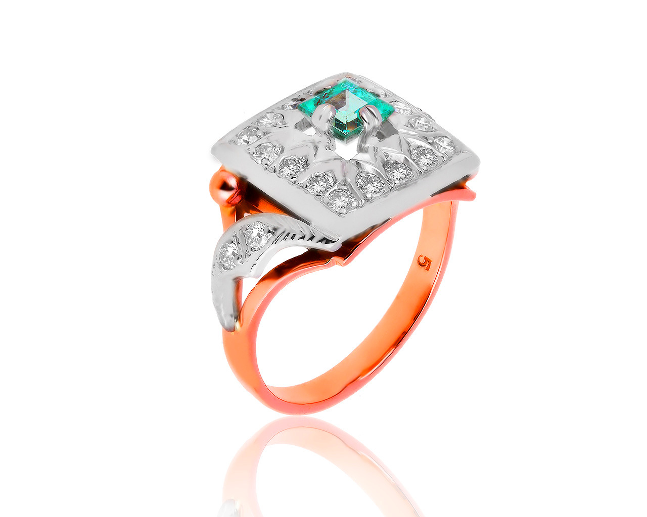 Модное золотое кольцо с бриллиантами 0.44ct