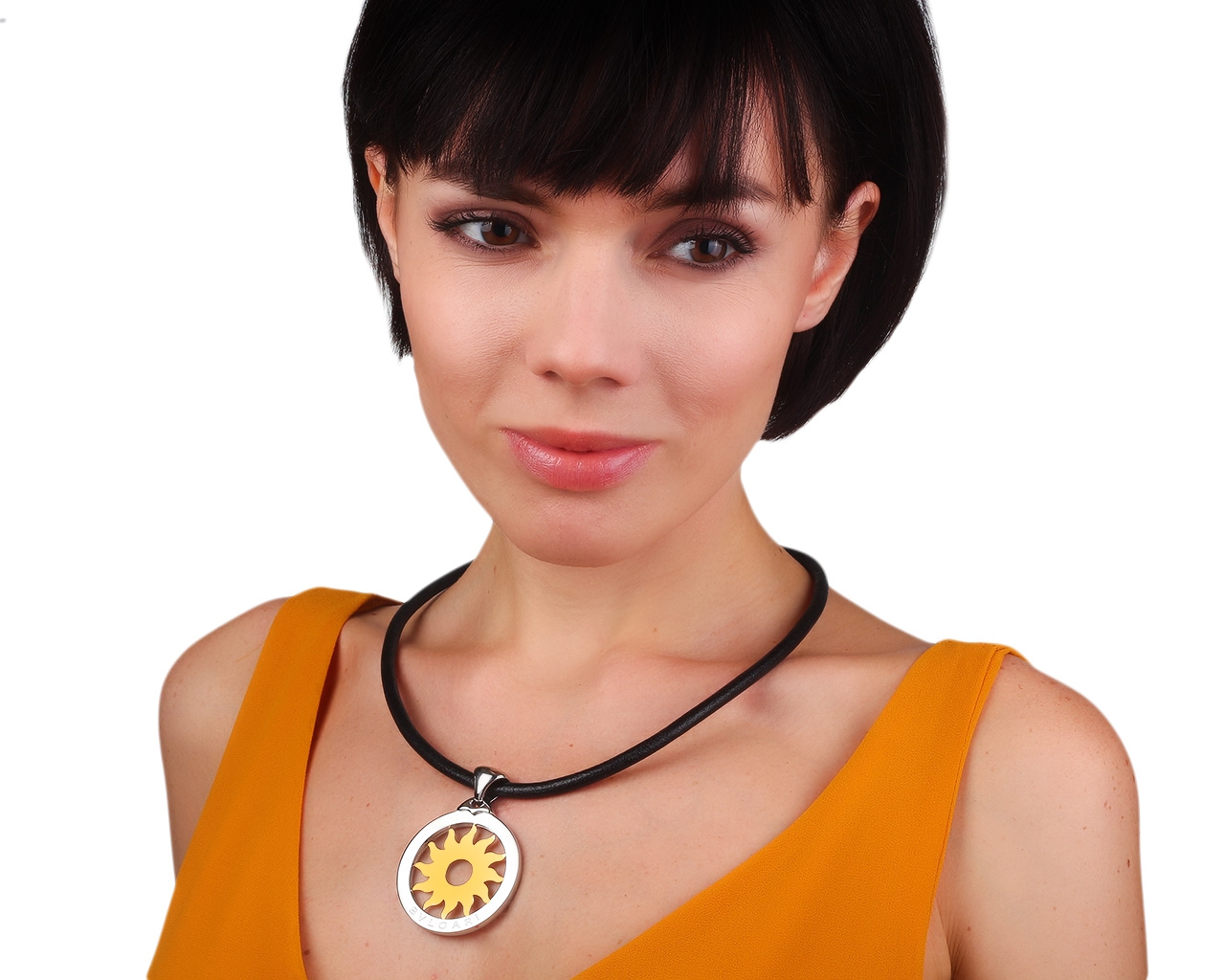 Элегантная золотая подвеска Bvlgari Tondo