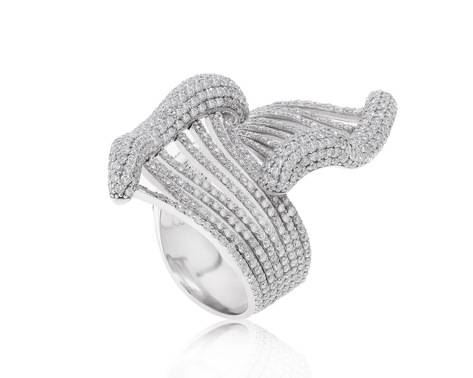 Завораживающее золотое кольцо с бриллиантами 4.35ct 140922/5 Завораживающее золотое кольцо с бриллиантами 4.35ct 140922/5
