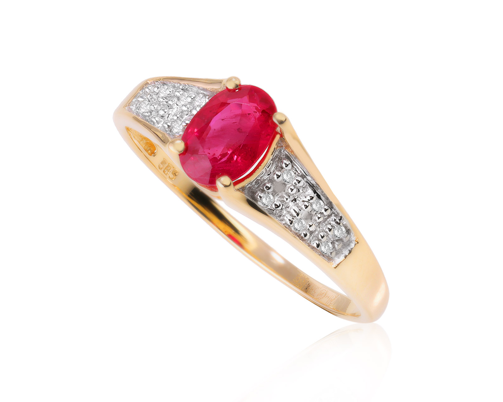 Золотое кольцо с рубином 0.88ct и бриллиантами 0.05ct 250824/28 Золотое кольцо с рубином 0.88ct и бриллиантами 0.05ct 250824/28