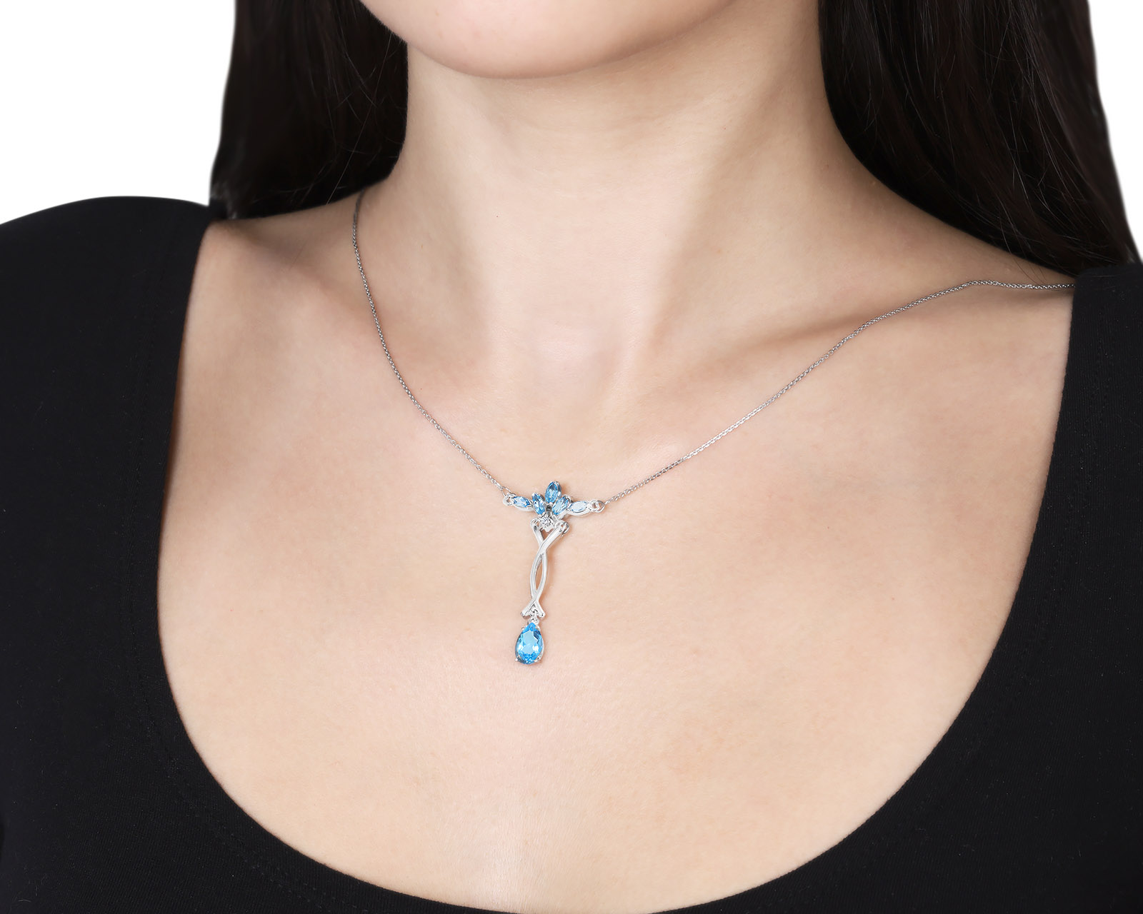 Эстетичное золотое колье с топазами 3.20ct