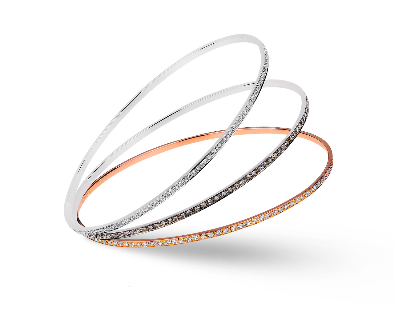 Прекрасный золотой браслет с бриллиантами 0.80ct