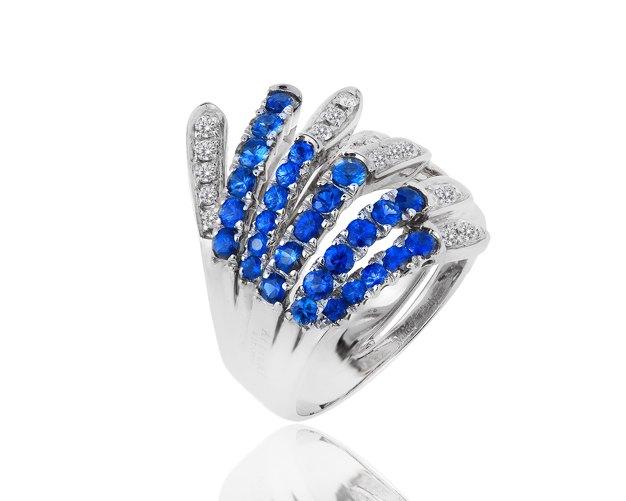 Оригинальное золотое кольцо с сапфирами 1.07ct Alfieri&St.John 300917/3