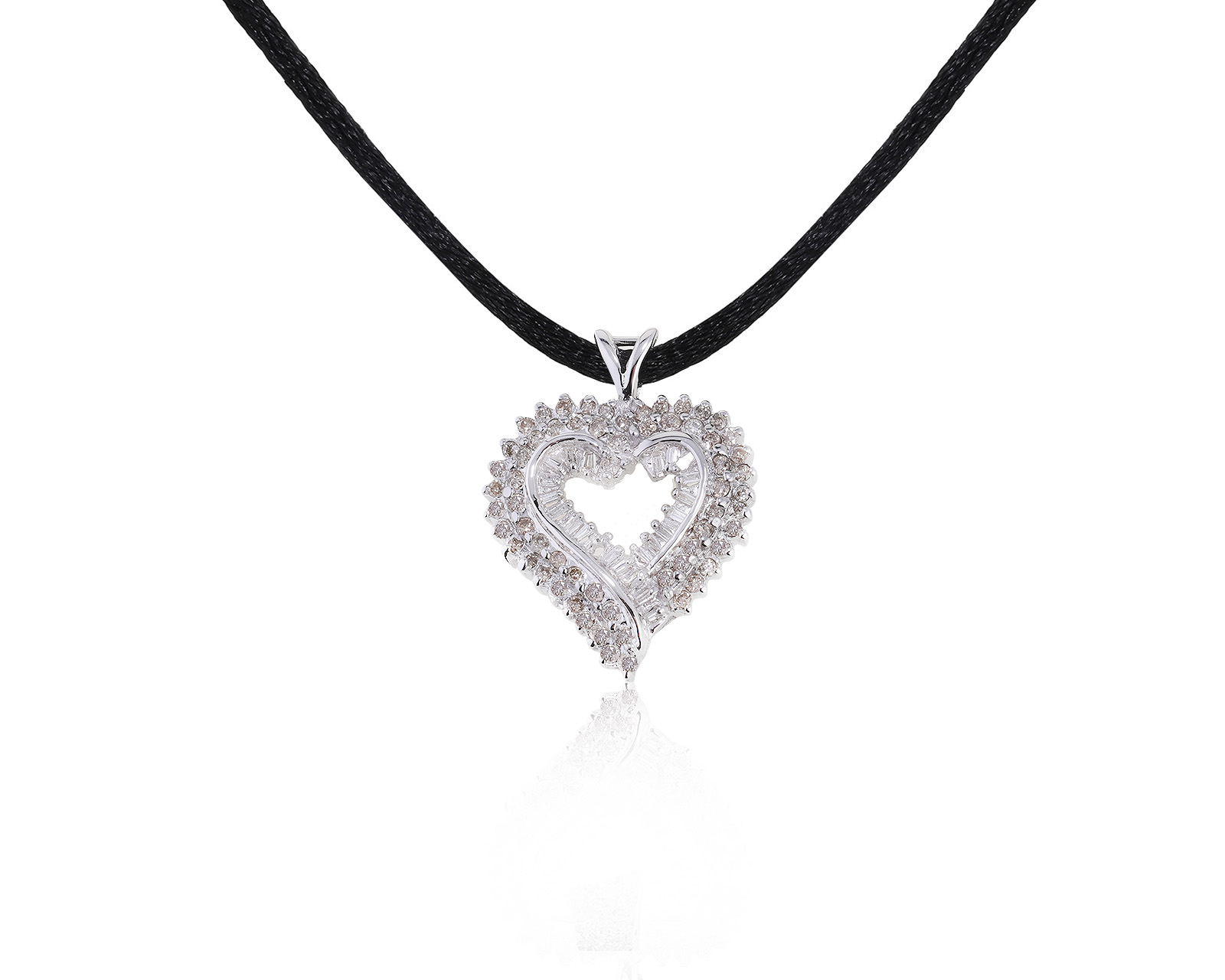 Женственный золотой кулон с бриллиантами 1.45ct