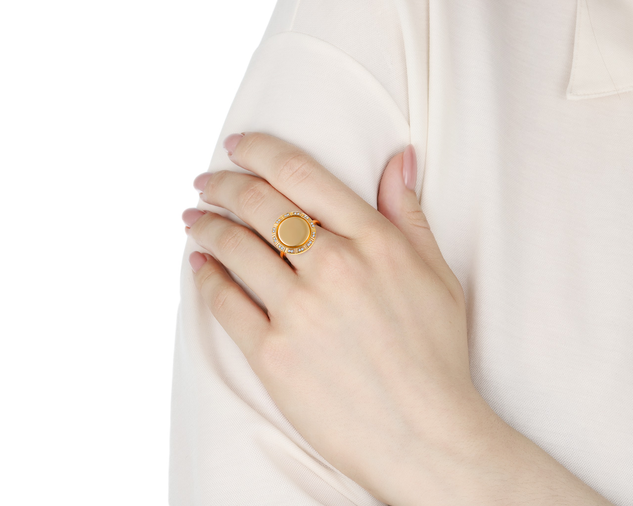 Оригинальное золотое кольцо с бриллиантами 0.10ct Piaget